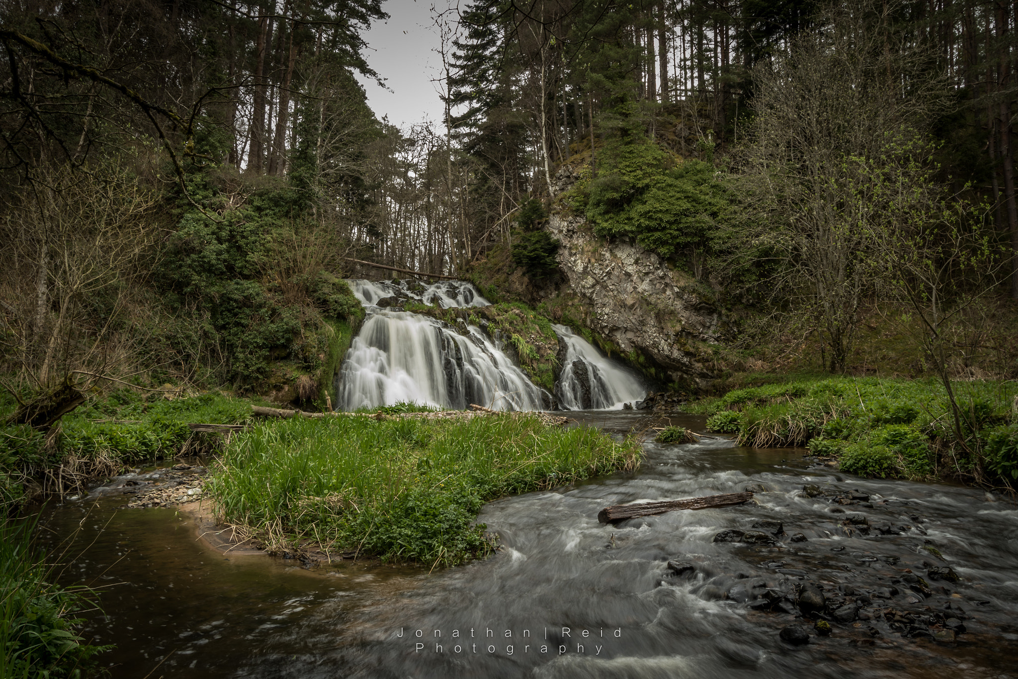 Nikon D810 + Nikon AF-S DX Nikkor 18-55mm F3.5-5.6G II sample photo. Energy photography