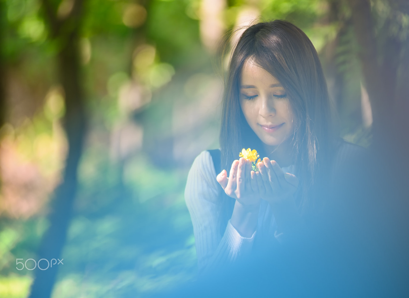Nikon AF-Nikkor 80-200mm F2.8D ED sample photo. The woman in dreamland photography
