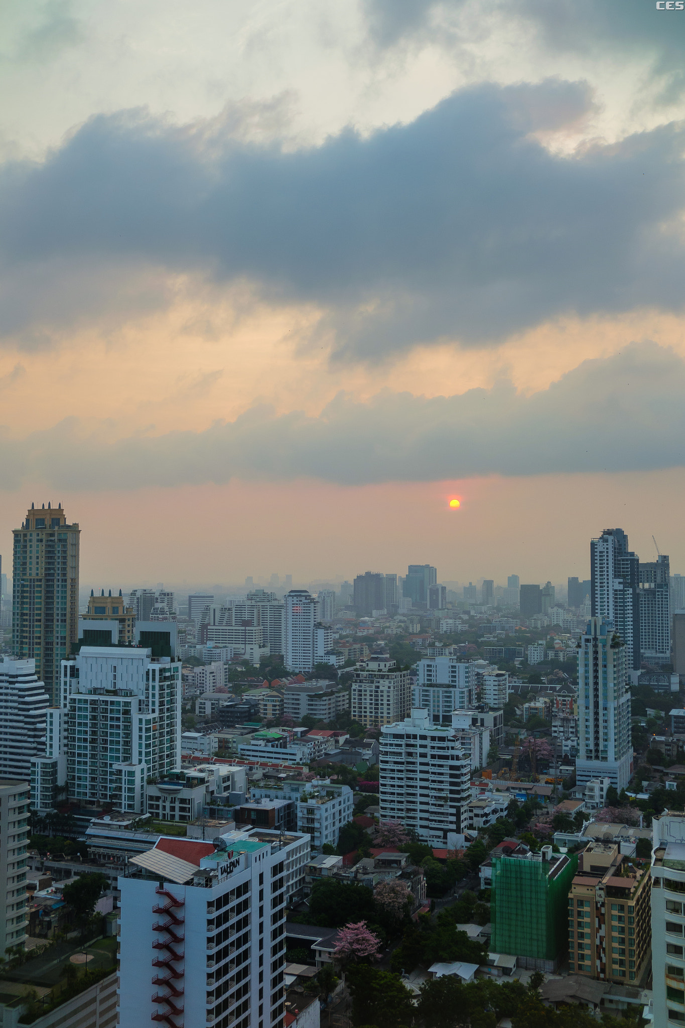 Fujifilm X-A2 + Fujifilm XF 18-55mm F2.8-4 R LM OIS sample photo. Sun rising photography