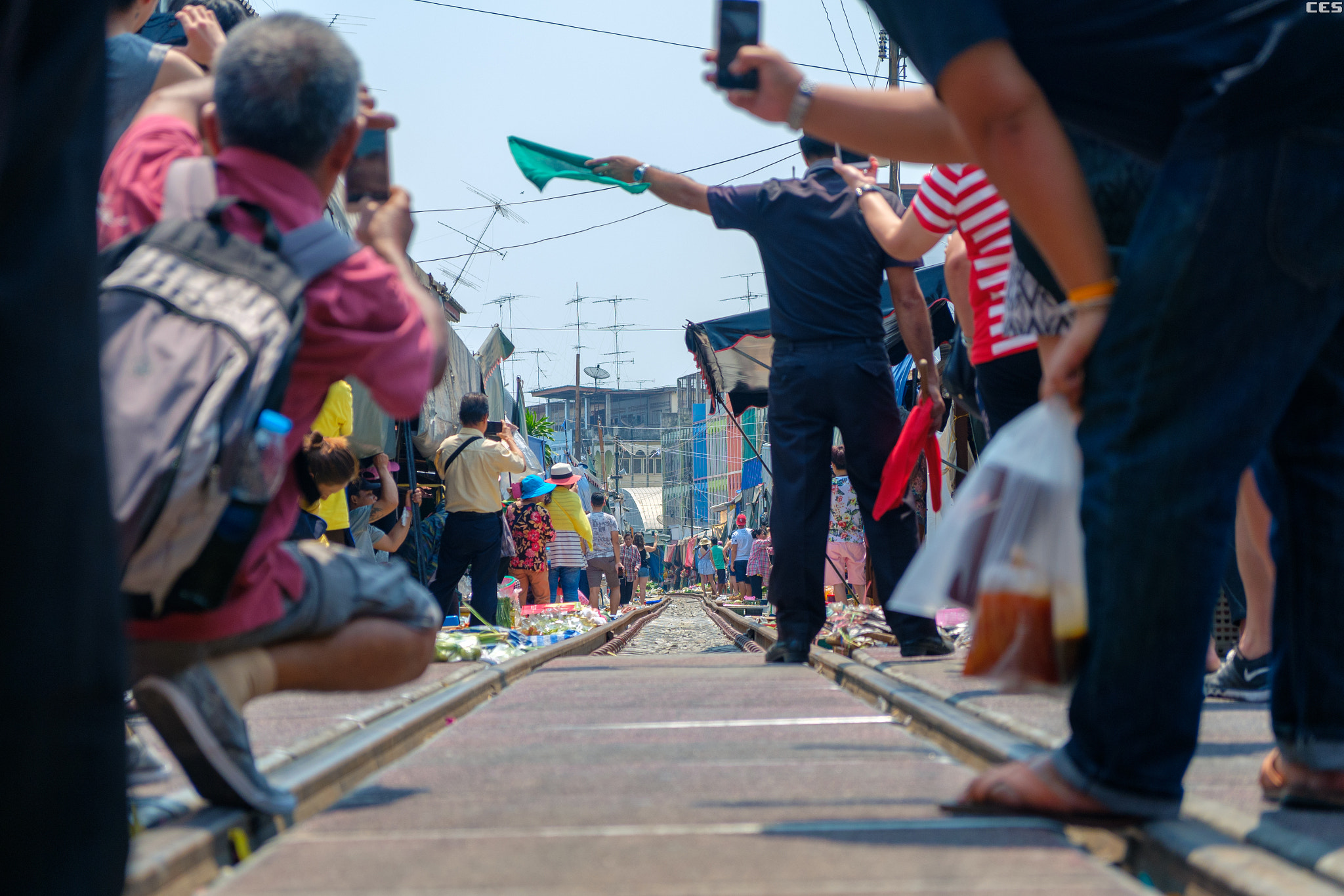 Fujifilm X-A2 + Fujifilm XF 18-55mm F2.8-4 R LM OIS sample photo. Train is coming photography