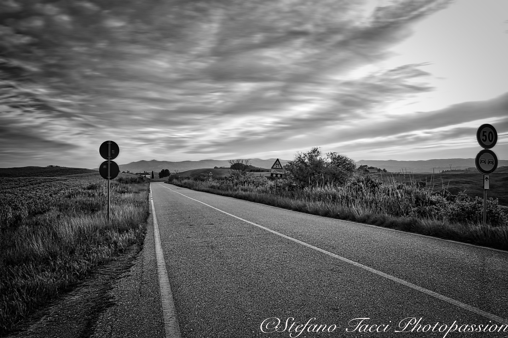 Sigma 18-200mm f/3.5-6.3 DC OS sample photo. On the road photography