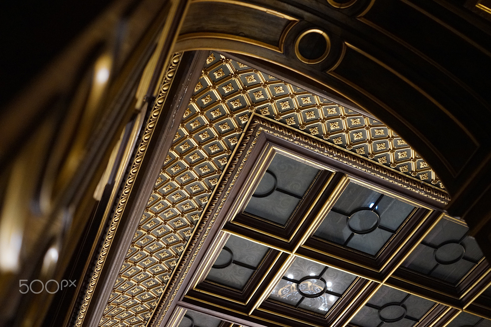 Sony Cyber-shot DSC-RX1R + Sony 35mm F2.0 sample photo. Gilded ceiling photography