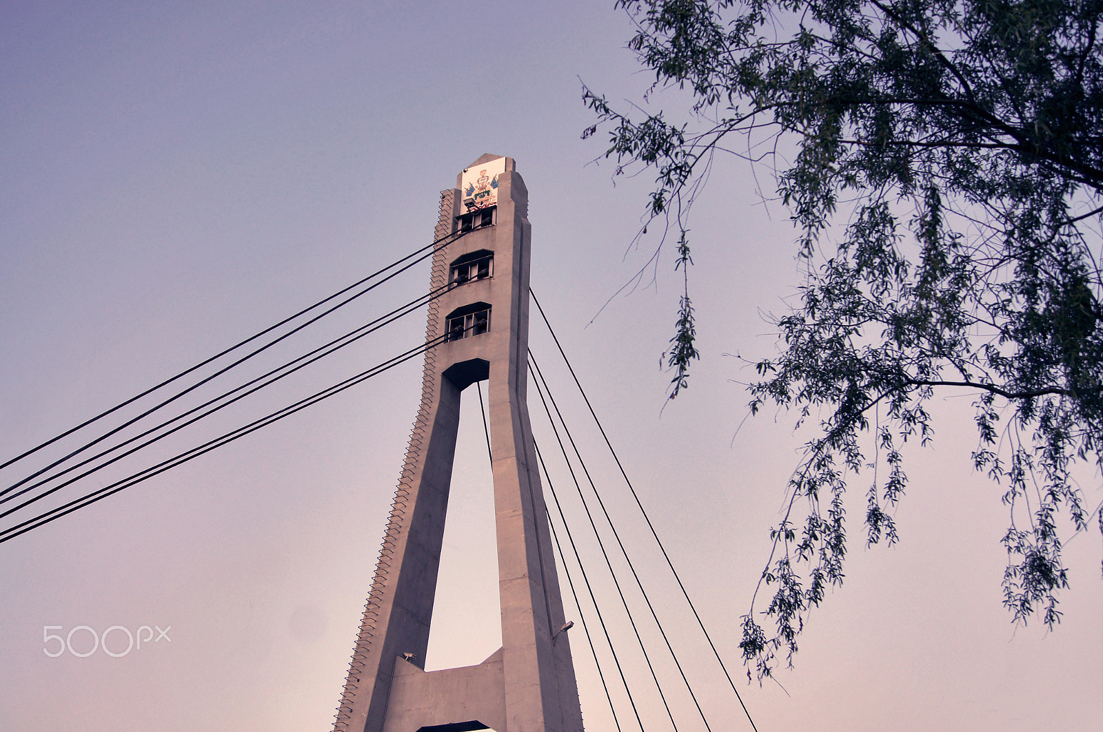 Sony Alpha DSLR-A580 sample photo. Bridge of kisses photography