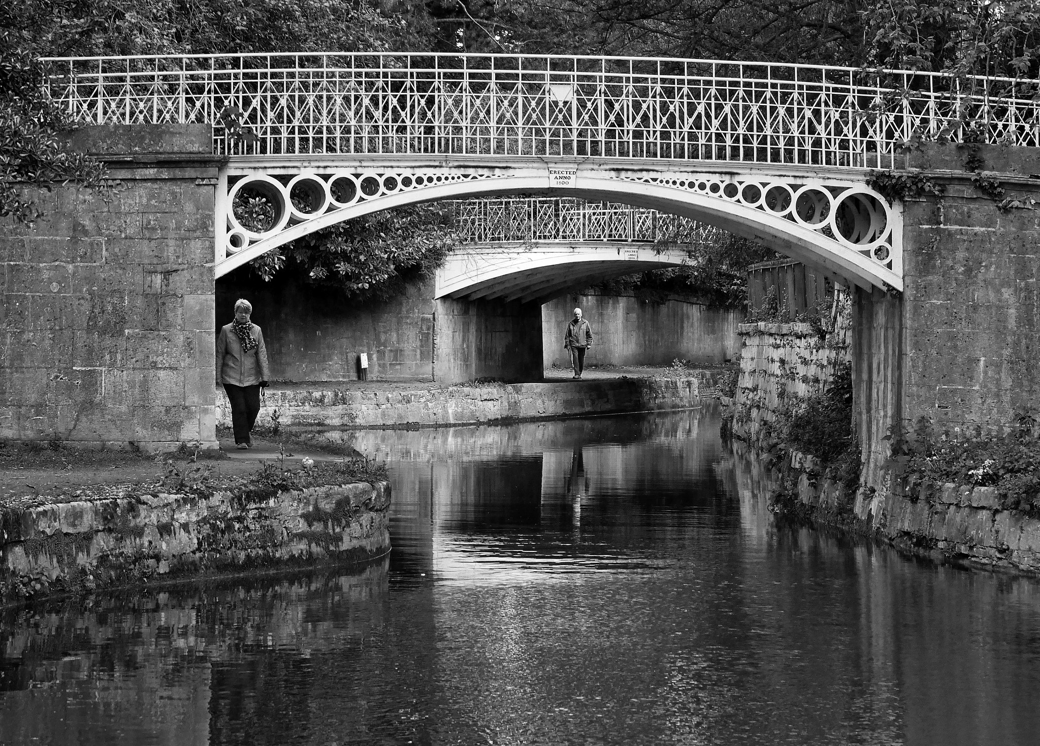LUMIX G VARIO 35-100/F4.0-5.6 sample photo. A bridge each. photography