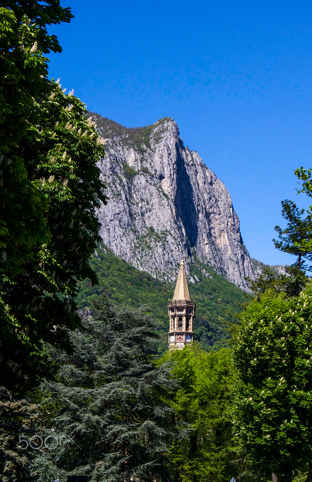 Sony DT 18-55mm F3.5-5.6 SAM II sample photo. Day life at lake como photography