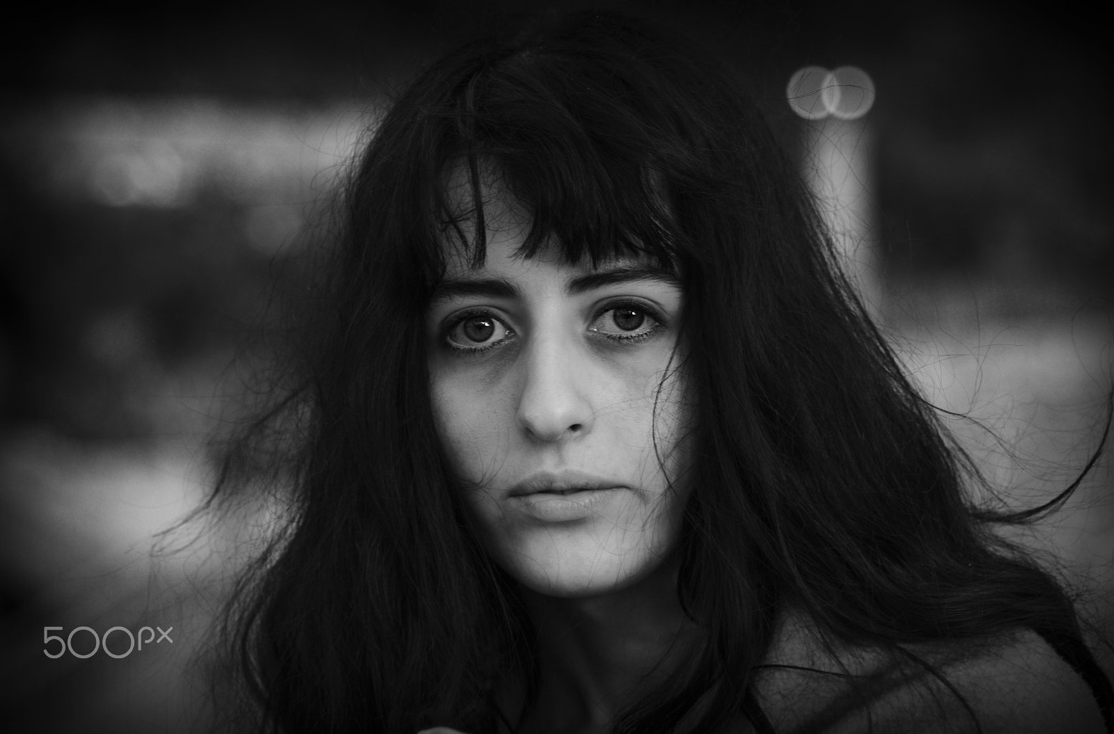 AF Zoom-Nikkor 35-135mm f/3.5-4.5 N sample photo. Korkuyu beklerken photography