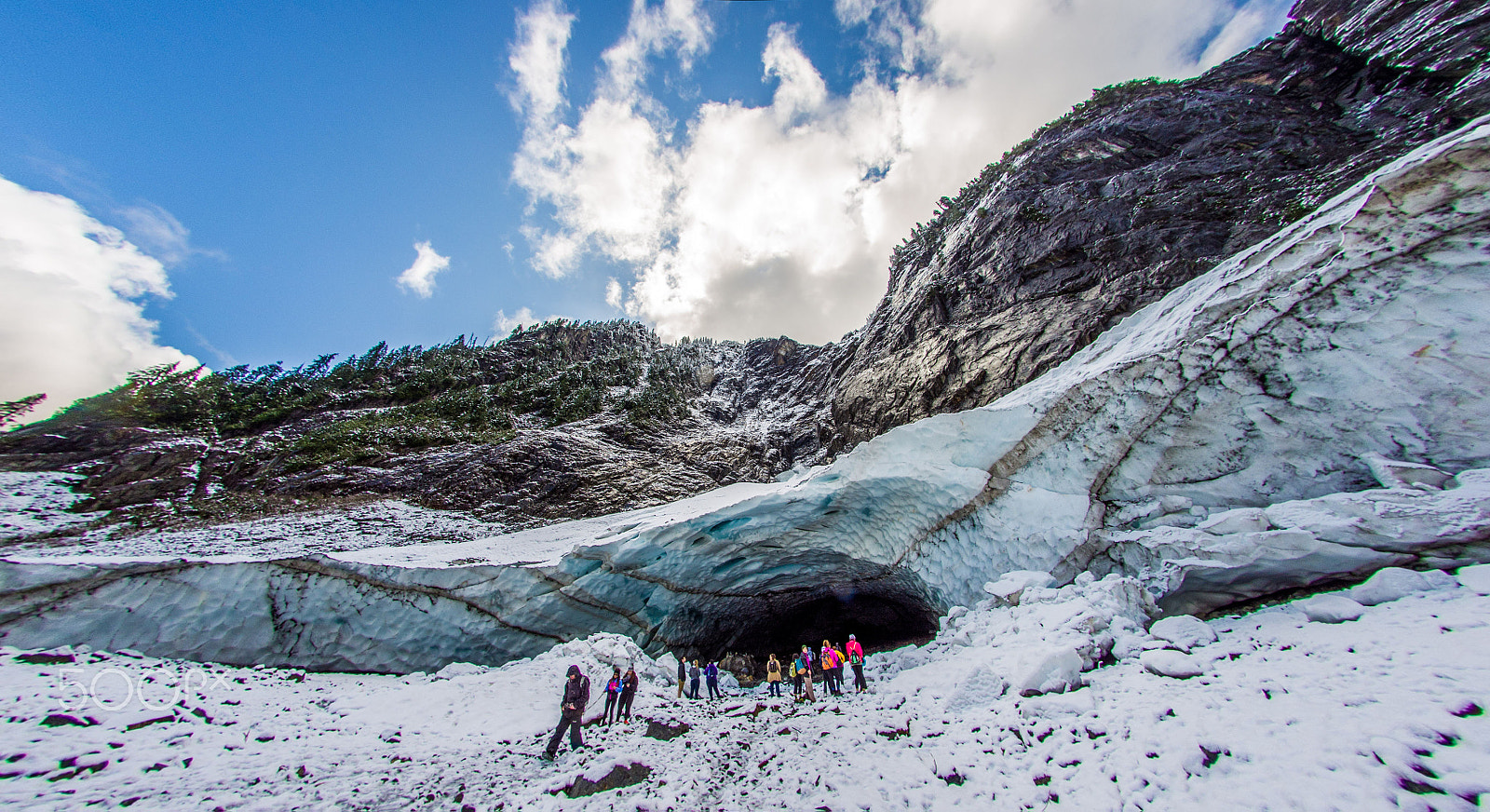 Pentax K-x sample photo. The cave entrance photography