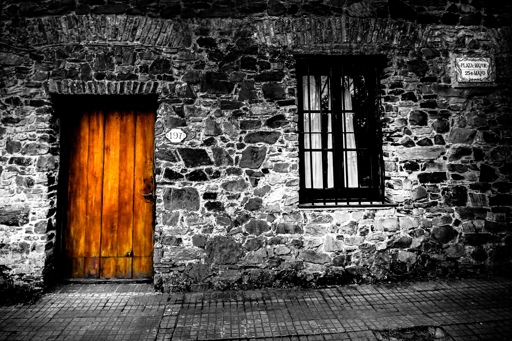 Canon EF-S 10-18mm F4.5–5.6 IS STM sample photo. Puertas de uruguay... photography