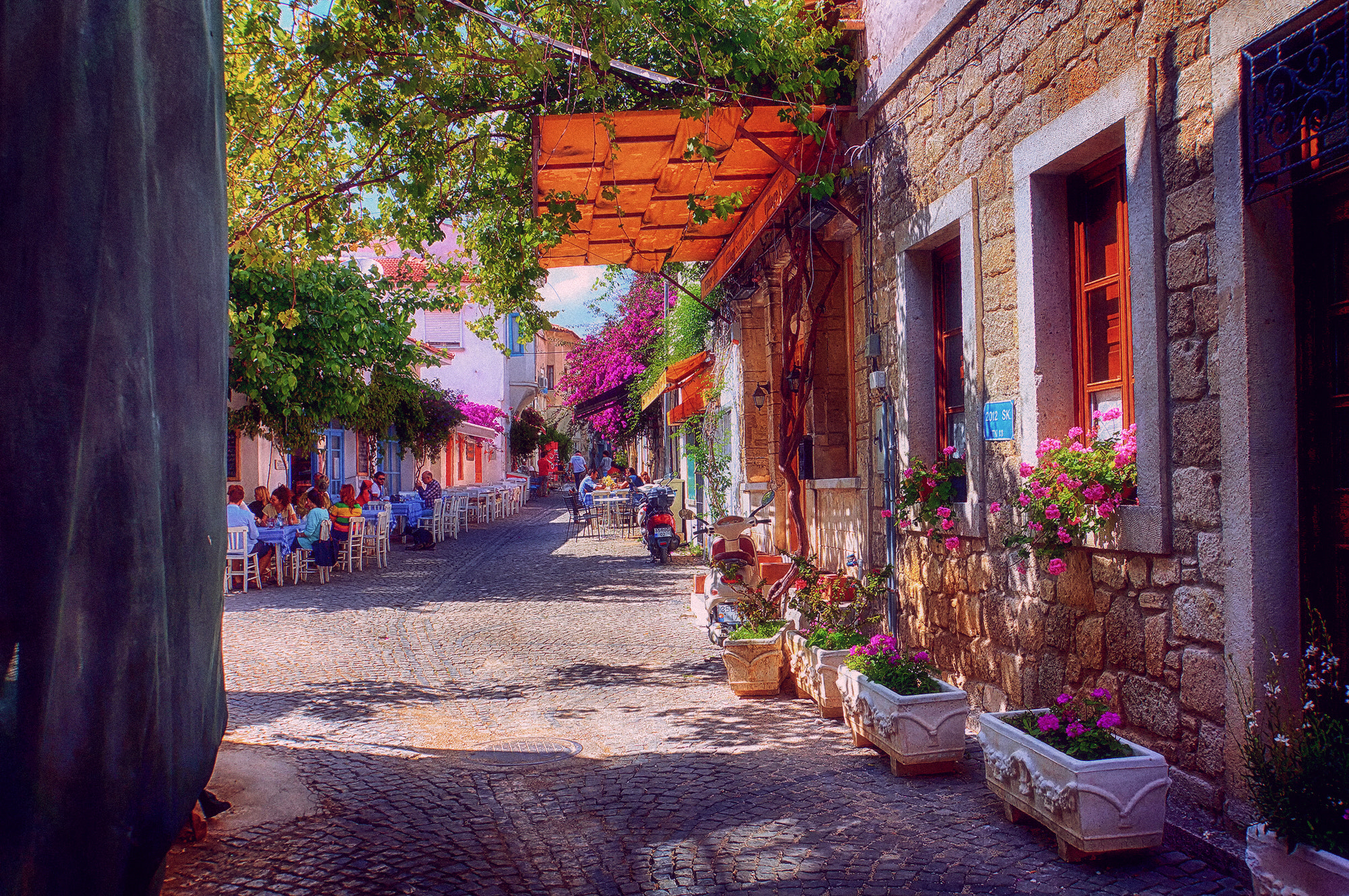 Sony E 18-200mm F3.5-6.3 OSS sample photo. Alacati photography
