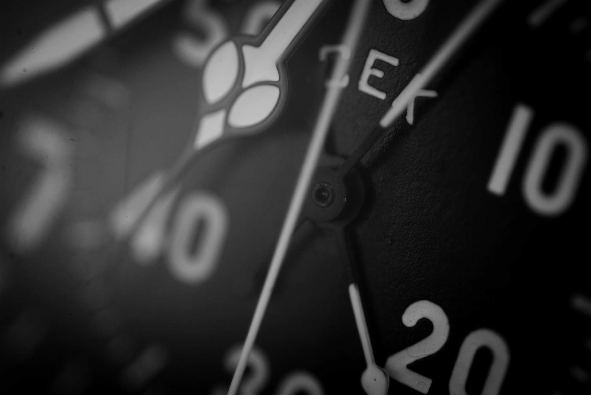 Nikon D40X + Nikon AF Micro-Nikkor 60mm F2.8D sample photo. Clock #2 photography