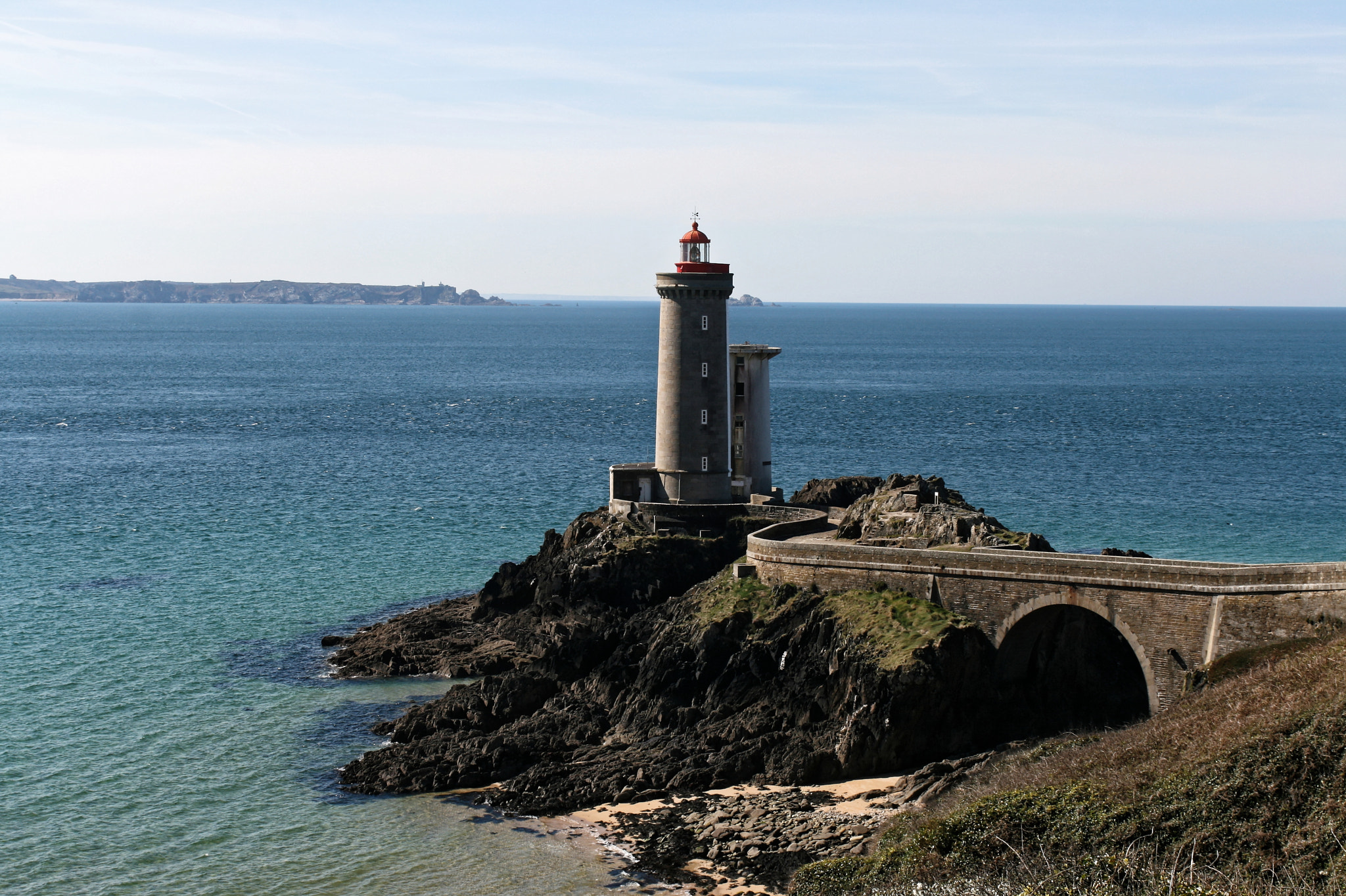 Sigma 24-70mm F2.8 EX DG Macro sample photo. Phare du petit minou photography