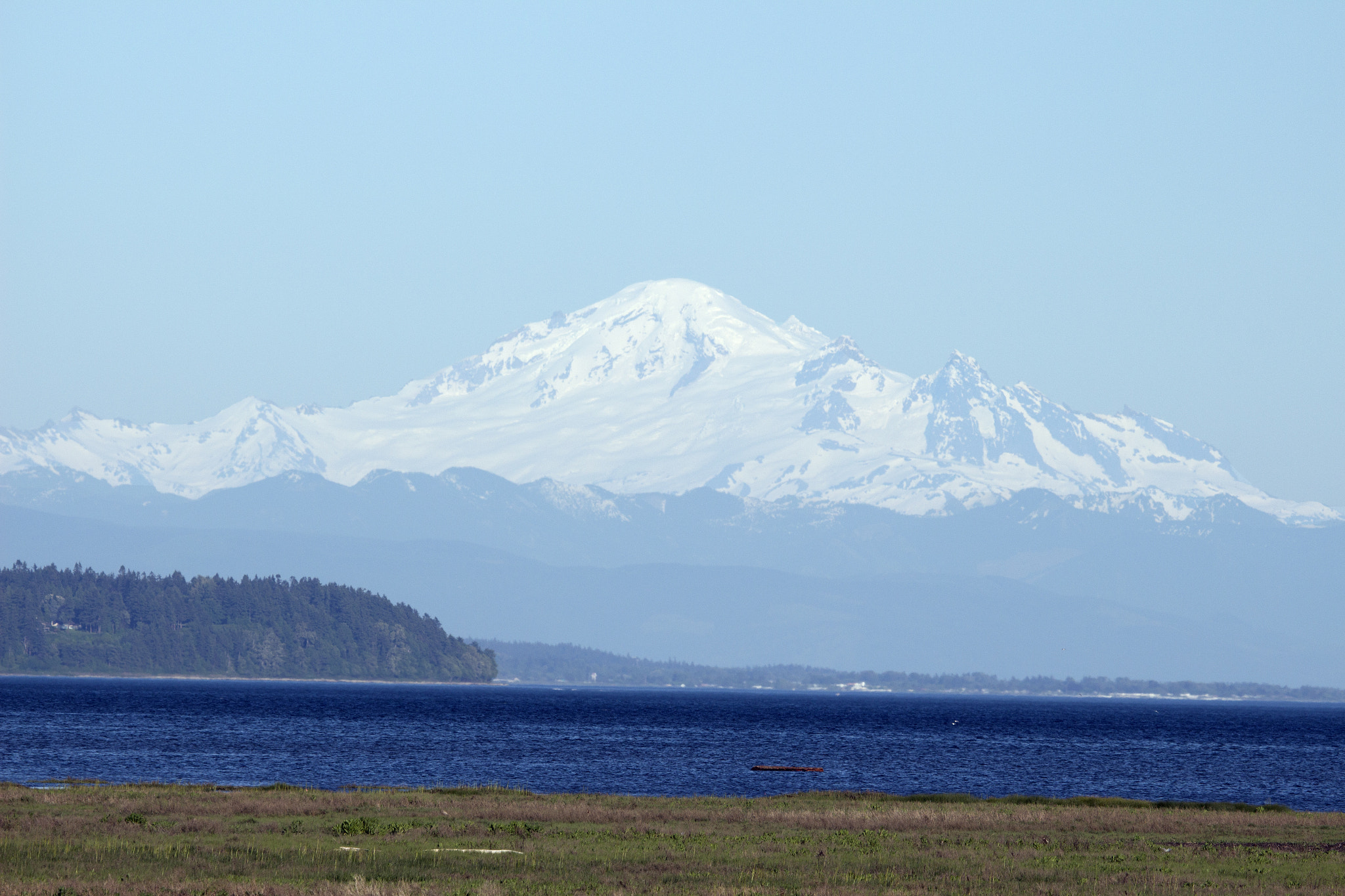 Canon EF 100-400mm F4.5-5.6L IS USM sample photo. Mount baker, washing state usa photography