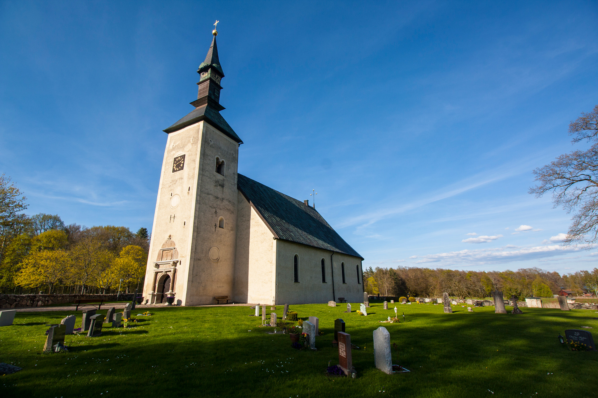 Canon EF-S 10-18mm F4.5–5.6 IS STM sample photo. Church on visingso island photography