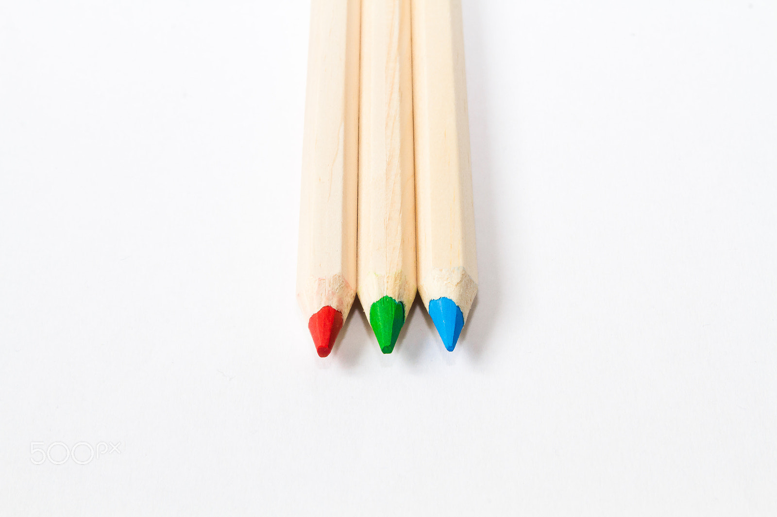 Sigma 17-70mm F2.8-4 DC Macro OS HSM sample photo. Coloured crayons photography