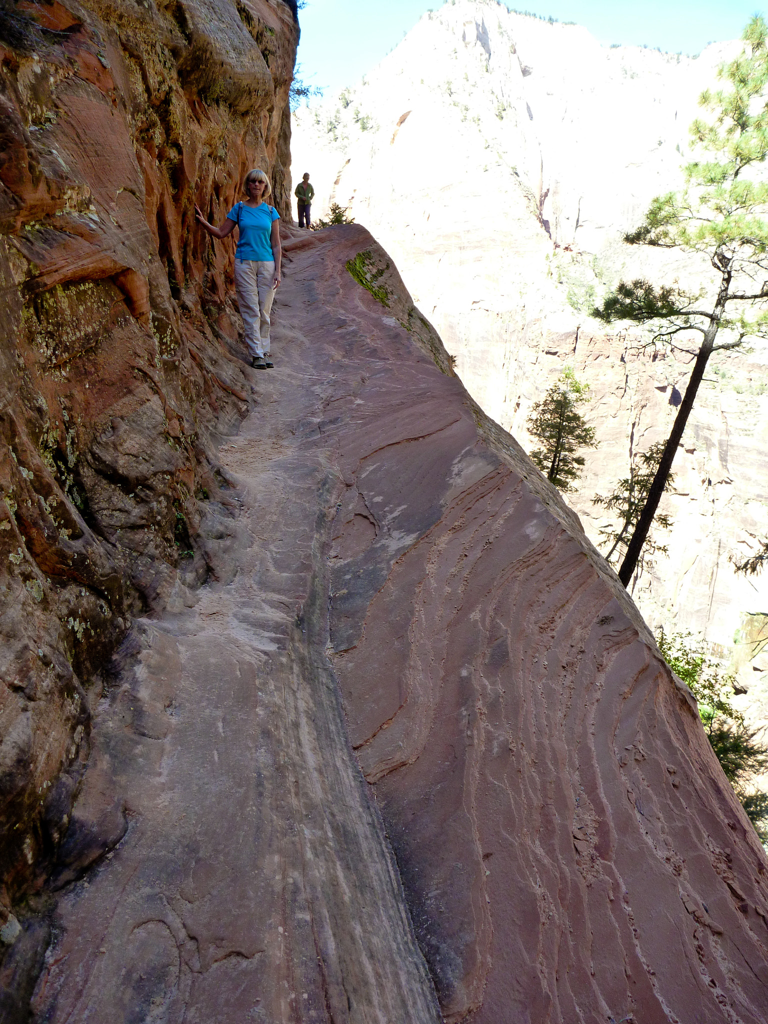 Panasonic DMC-TS2 sample photo. Hidden valley zion np - sheer drop photography