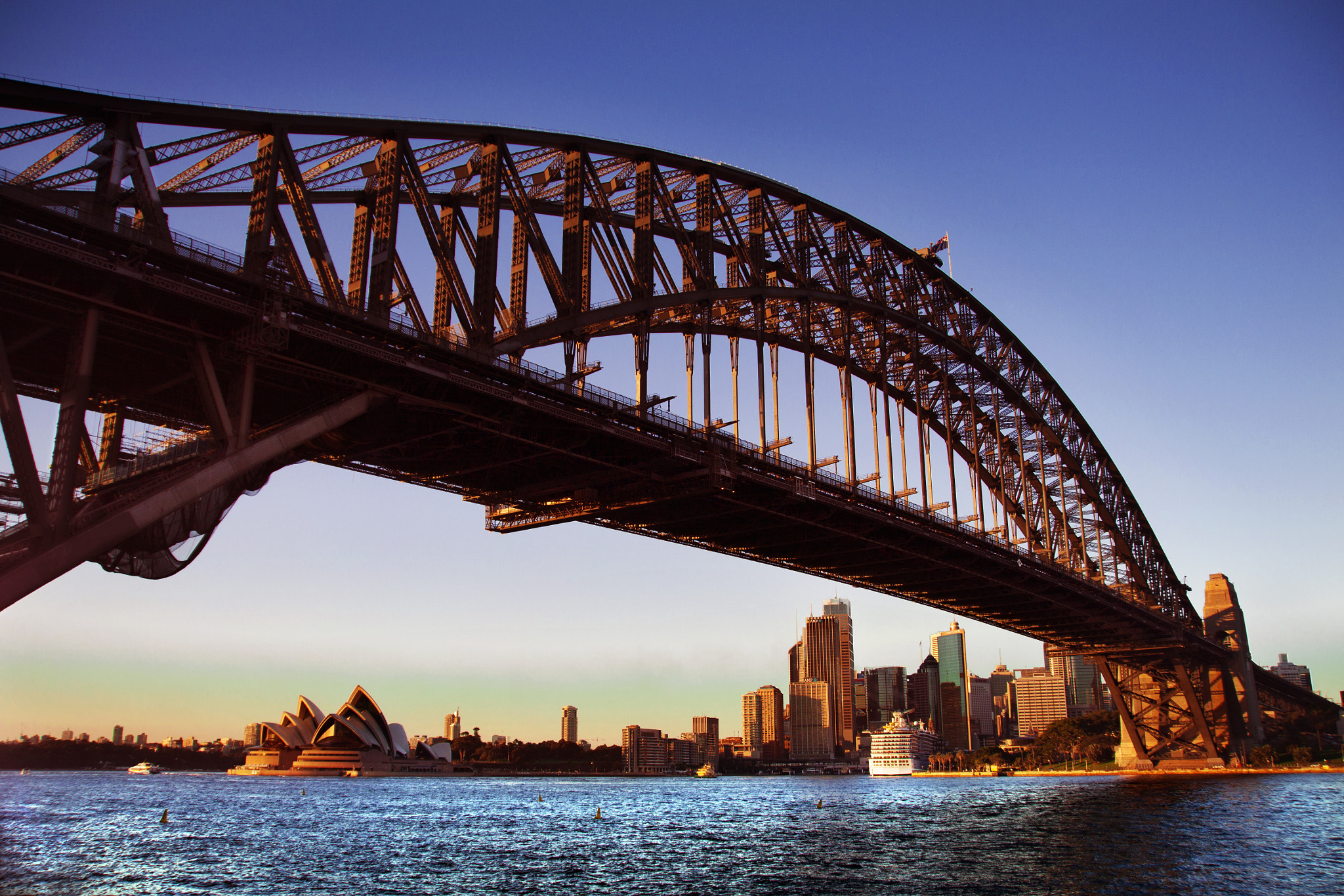 Sigma 18-250mm F3.5-6.3 DC OS HSM sample photo. Harbour bridge at sunrise photography
