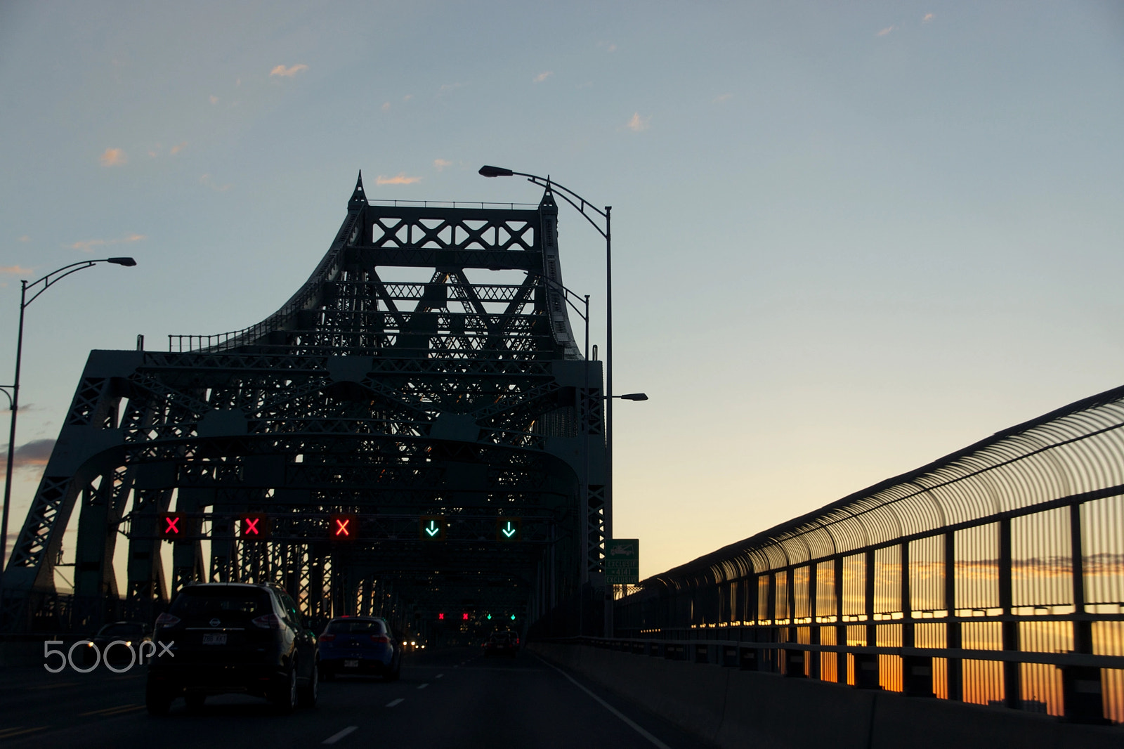 Tamron 18-270mm F3.5-6.3 Di II PZD sample photo. Bridge by night photography