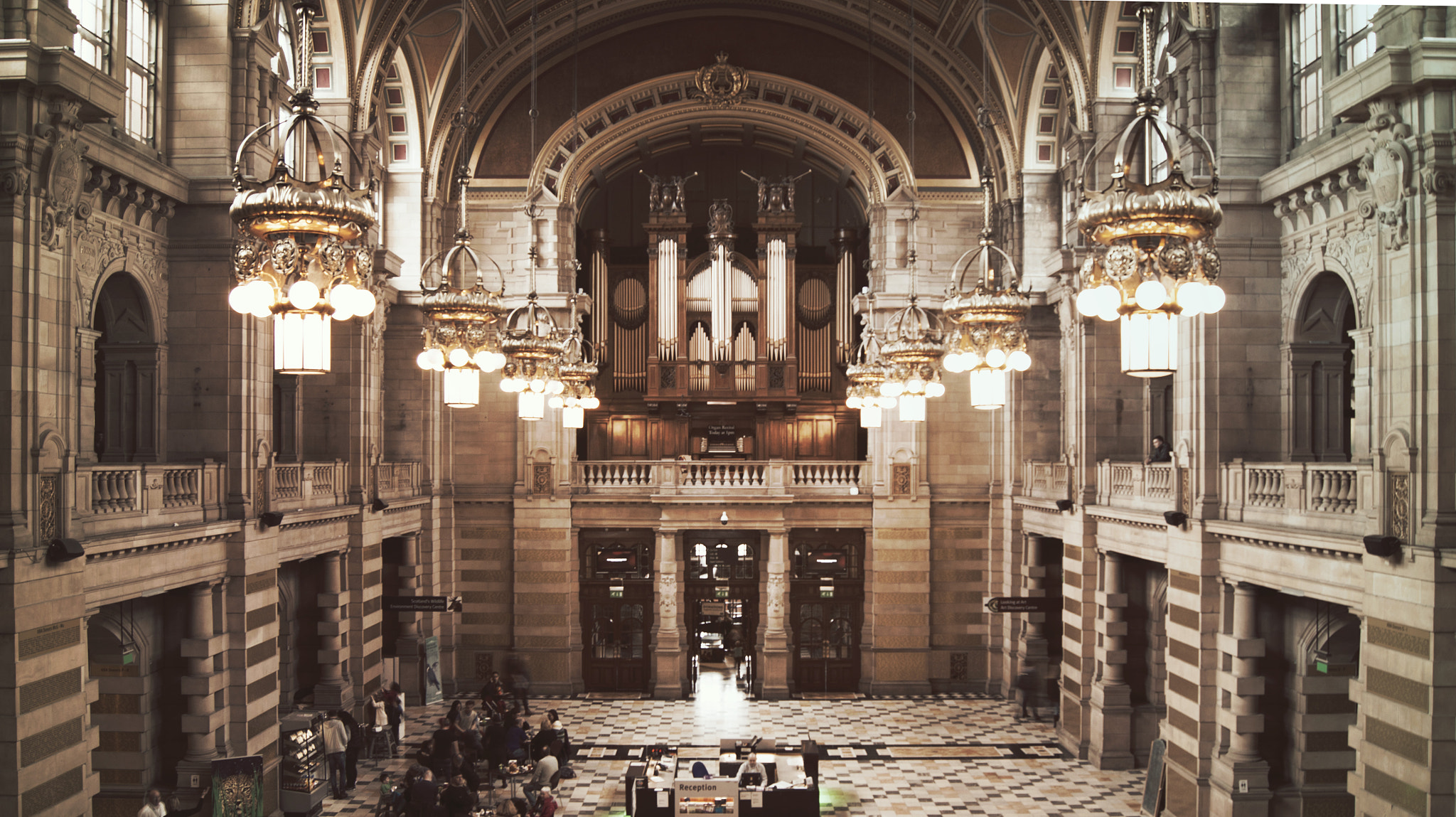 Sony Alpha DSLR-A290 + Sony DT 18-55mm F3.5-5.6 SAM sample photo. Kelvingrove art gallery & museum, interior photography