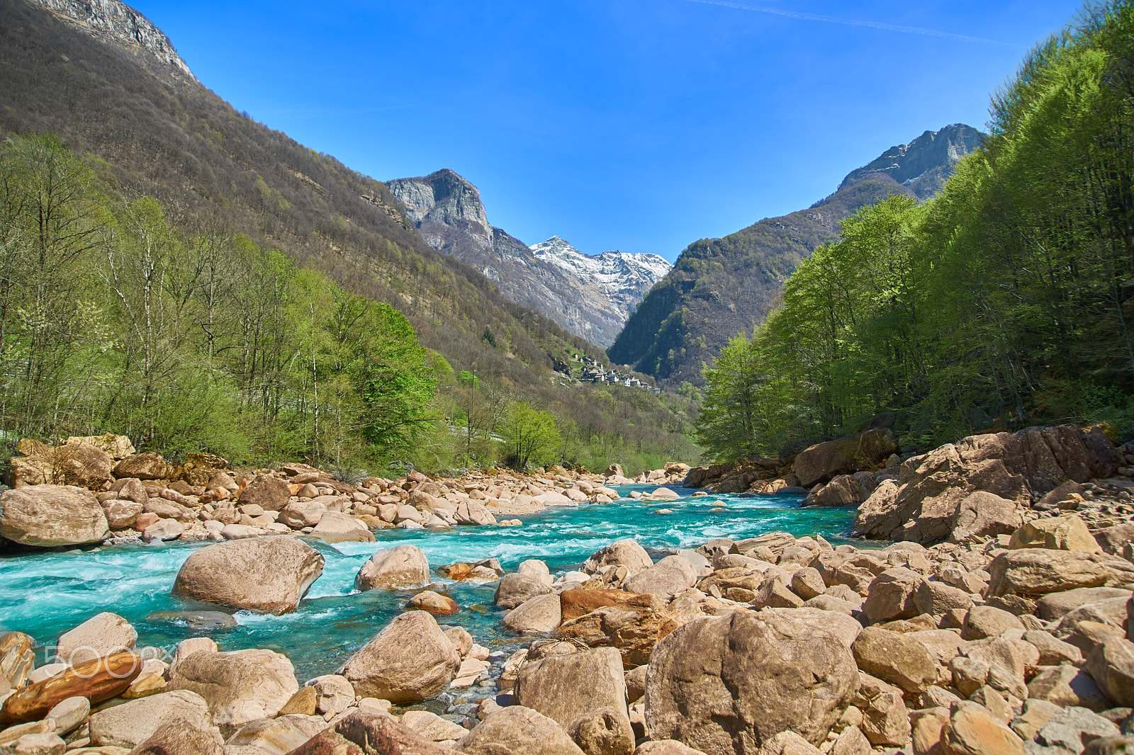 Sony a99 II + 24-105mm F4 sample photo. Beautiful verzasca river photography