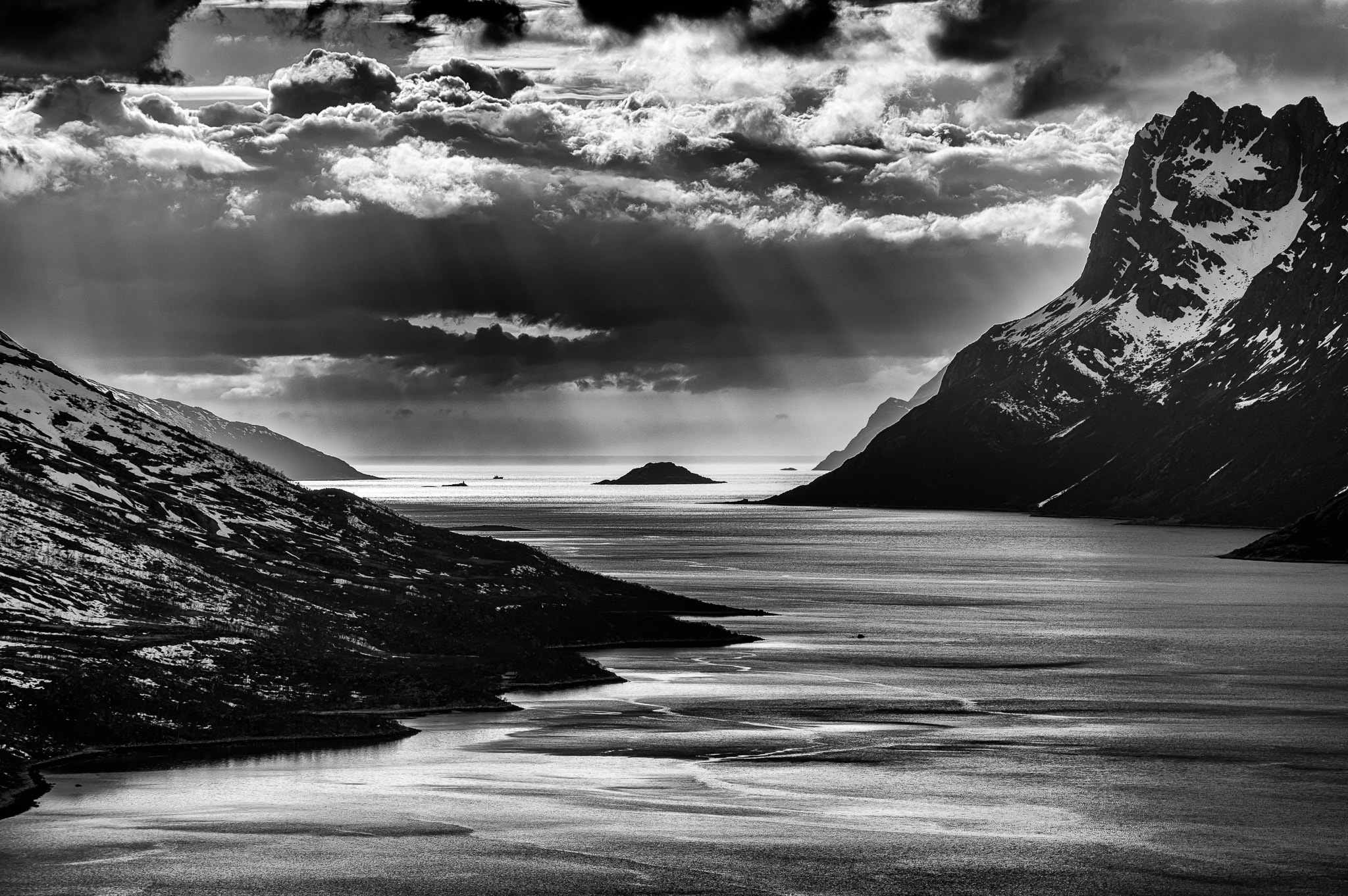 Pentax smc DA 55-300mm F4.0-5.8 ED sample photo. Ersfjorden photography