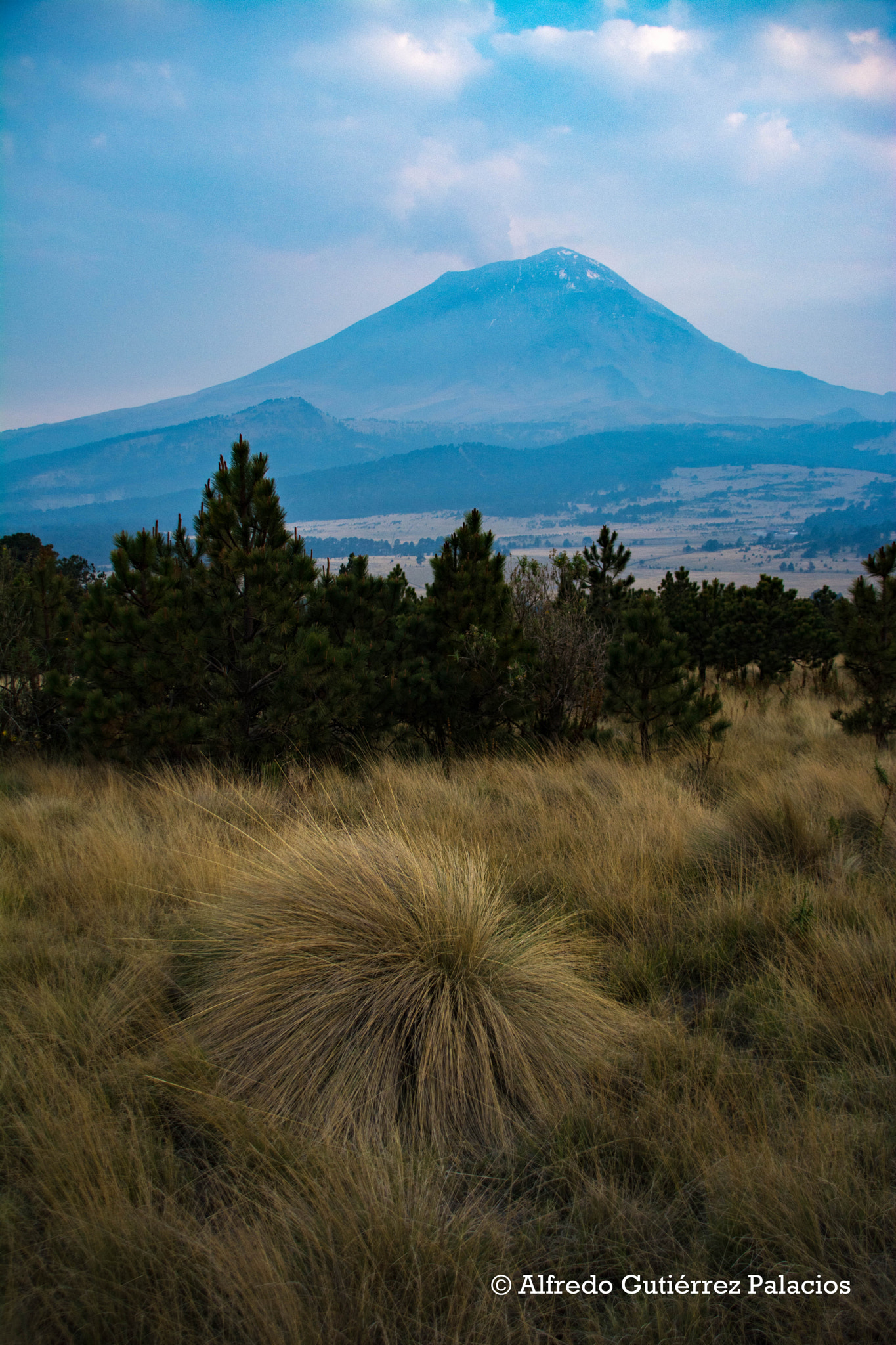 Sigma 18-200mm F3.5-6.3 DC OS HSM sample photo. Popocatepetl photography