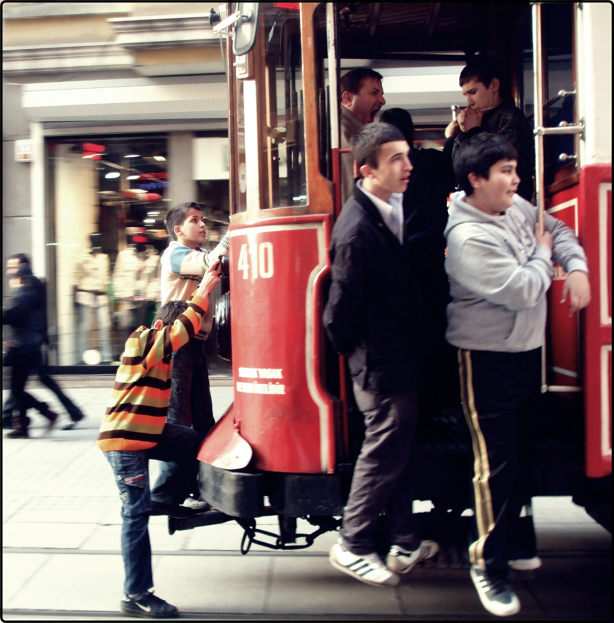 Fujifilm FinePix A920 sample photo. Istanbul photography
