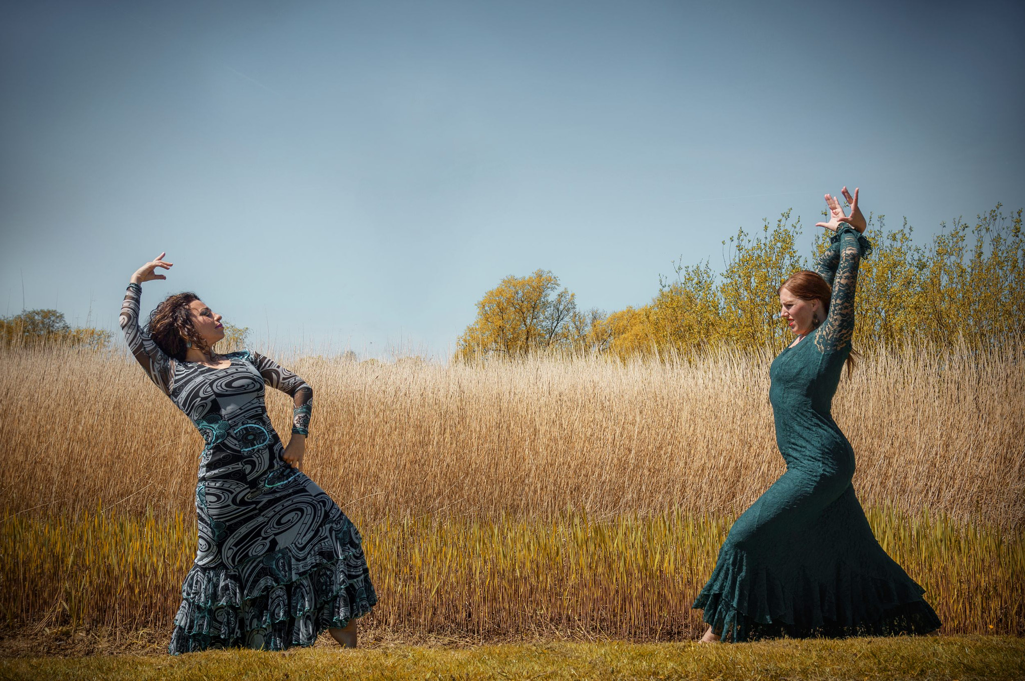Sigma 18-200mm F3.5-6.3 II DC OS HSM sample photo. 2 dancers photography