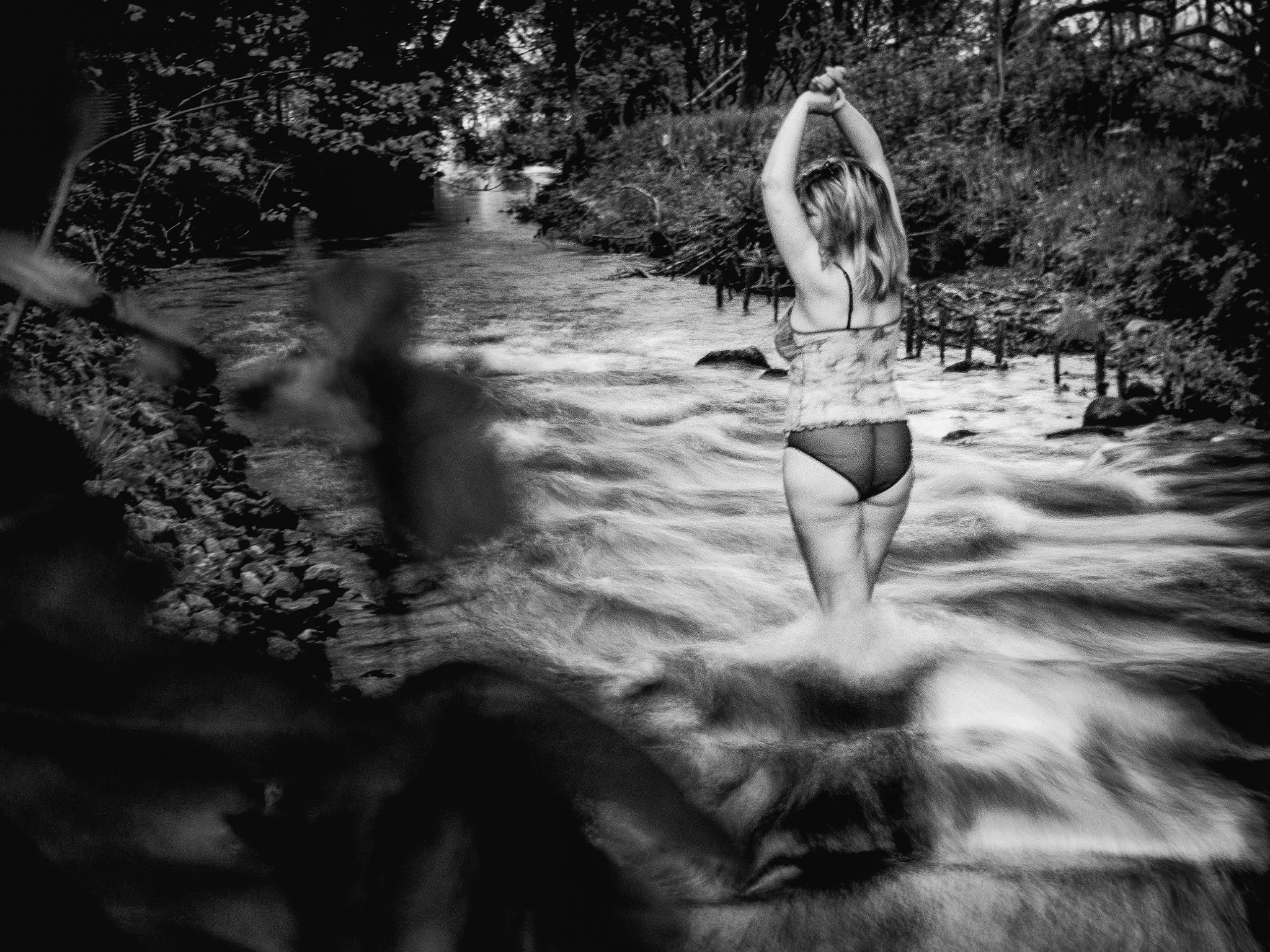 Olympus OM-D E-M5 + LUMIX G 25/F1.7 sample photo. Just water... :-) photography