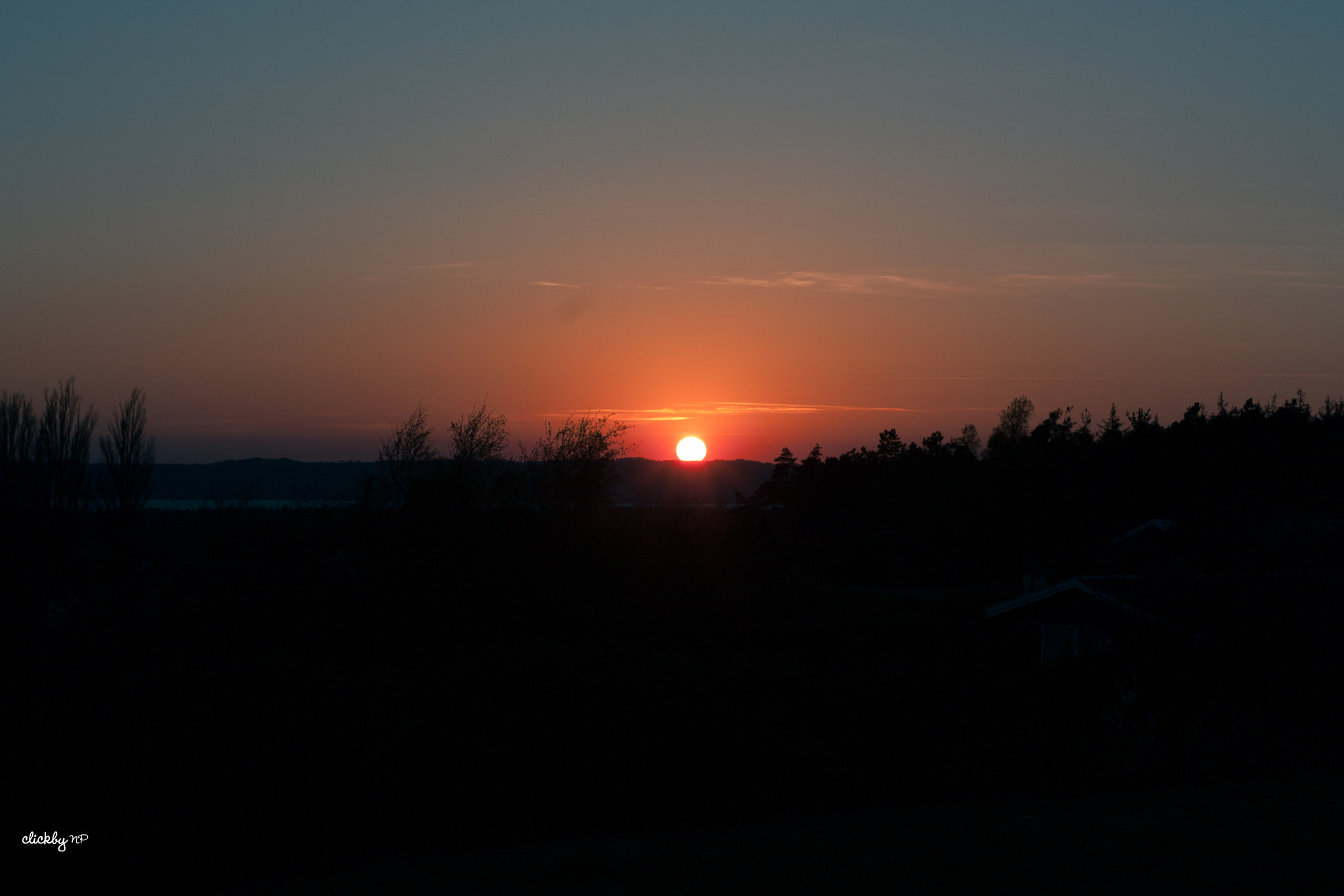 Canon EOS 450D (EOS Rebel XSi / EOS Kiss X2) + Canon EF 50mm F1.8 II sample photo. Sunset in ebeltoft, may 16 photography