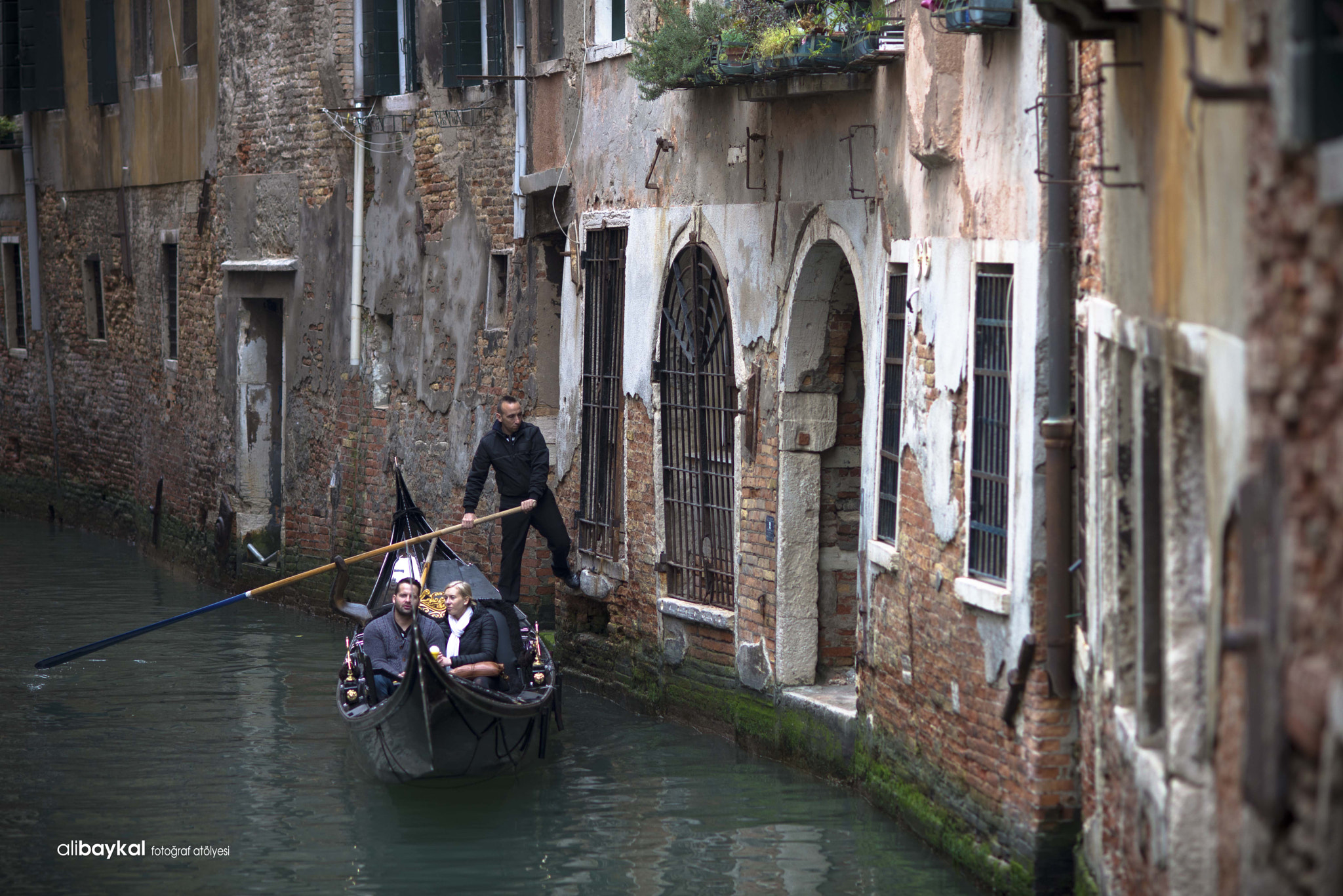 Nikon D610 + AF DC-Nikkor 135mm f/2D sample photo. Gondola photography