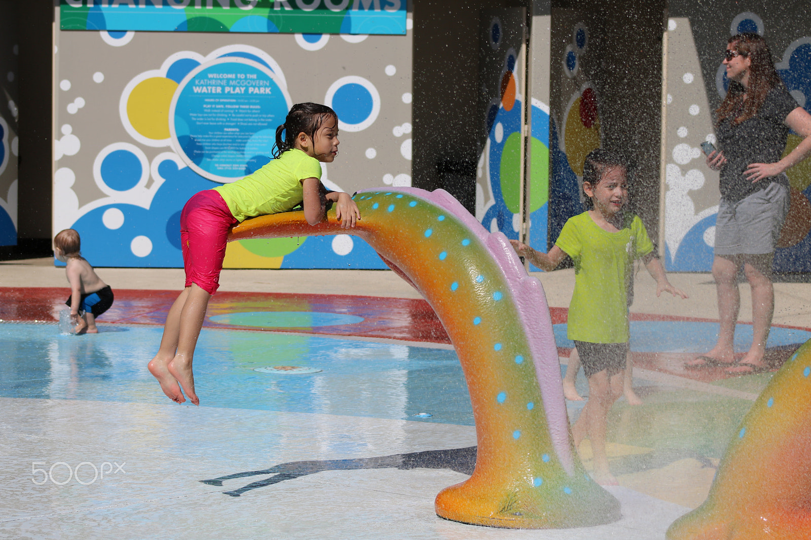 Canon EF 75-300mm f/4-5.6 USM sample photo. Water play 7660 photography