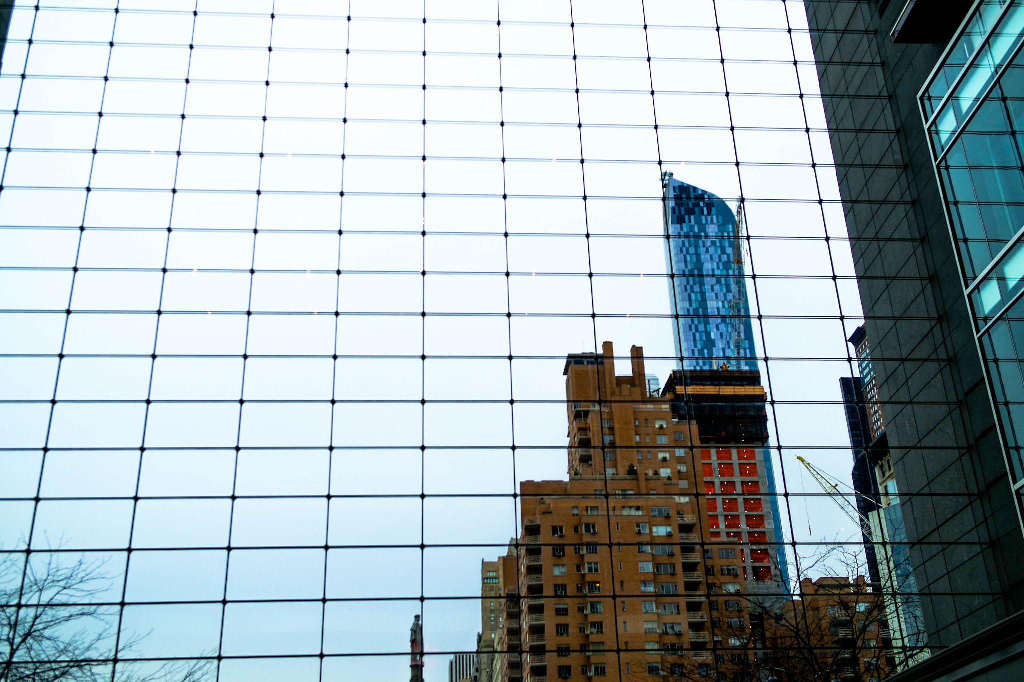 Samsung NX3000 + NX 20-50mm F3.5-5.6 sample photo. Urban reflection photography