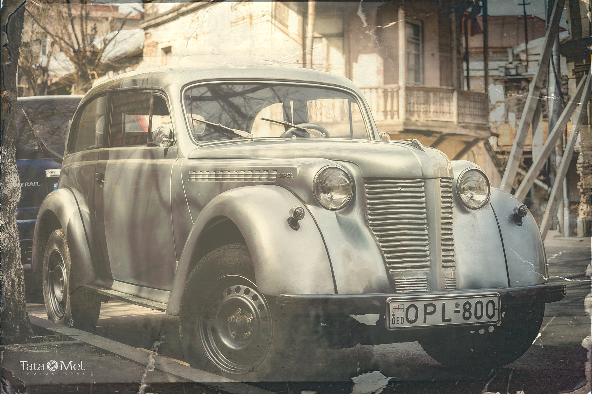 Nikon D700 + AF Zoom-Nikkor 70-210mm f/4 sample photo. Tiflis, georgia. nikon d700 | nikon 70-210mm f/4 photography
