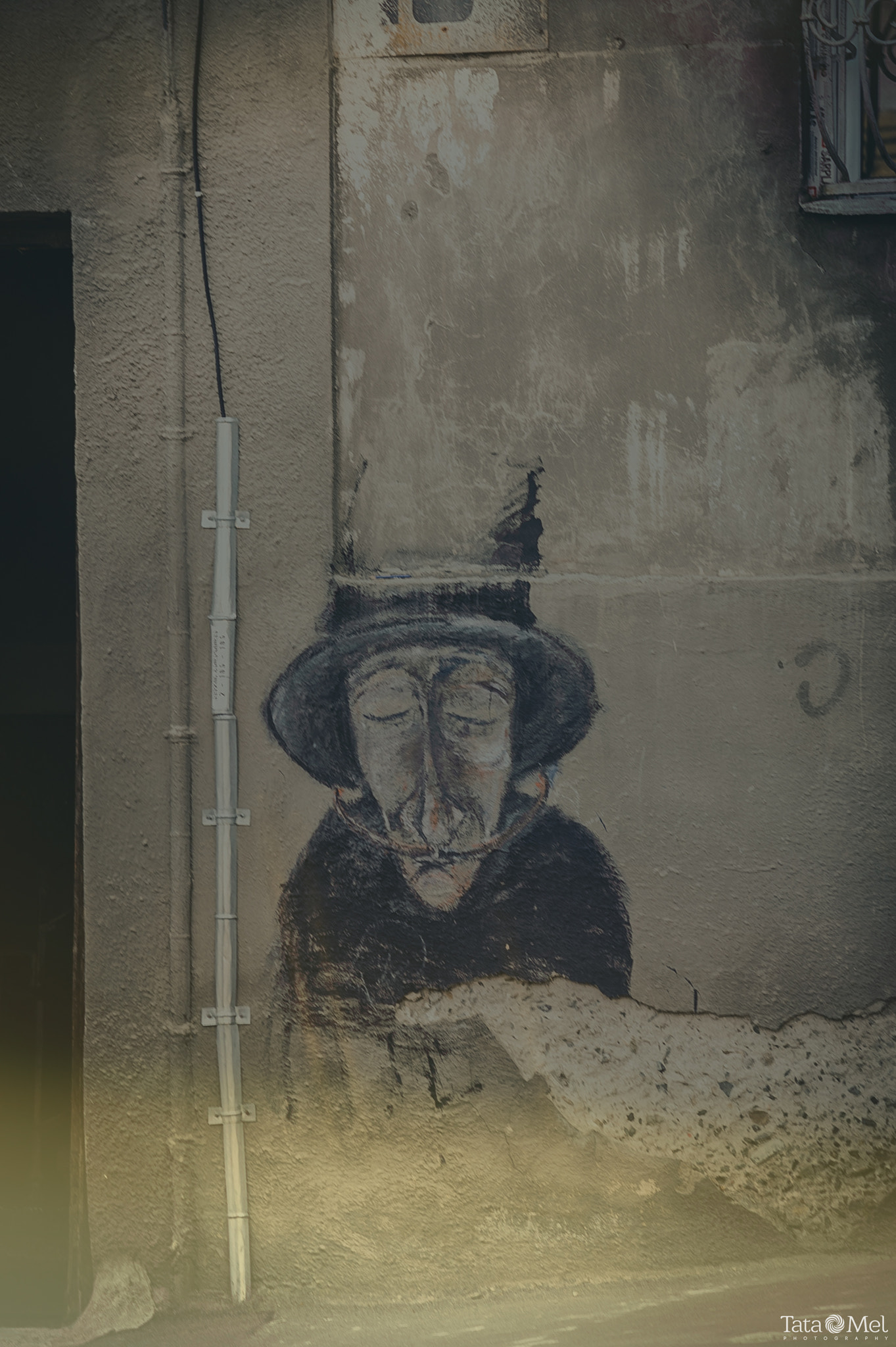 Nikon D700 + AF Zoom-Nikkor 70-210mm f/4 sample photo. Street art  nikon d700 | nikon 70-210mm f/4 photography