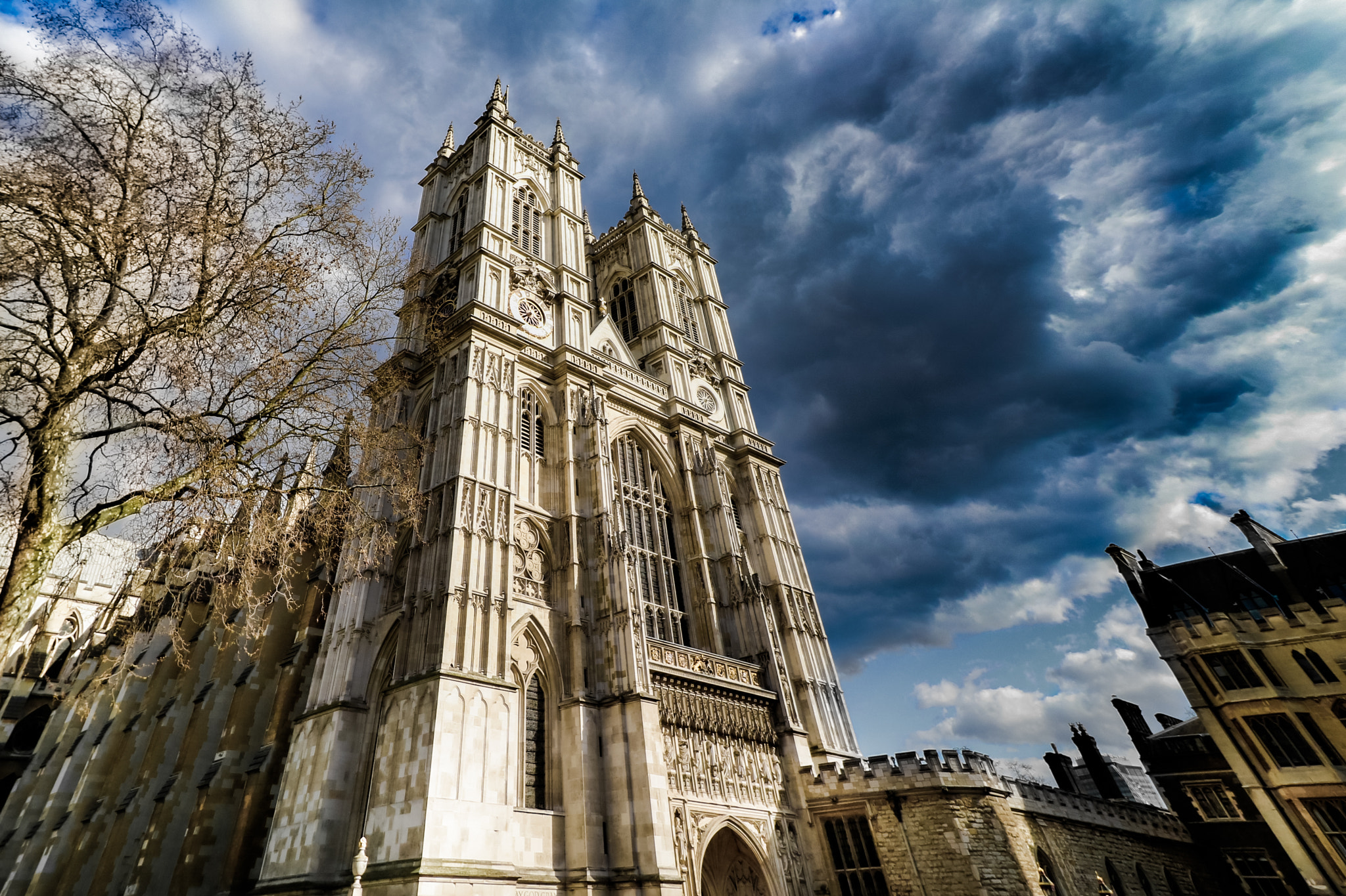 Canon EF-S 10-18mm F4.5–5.6 IS STM sample photo. Rain or shine... photography