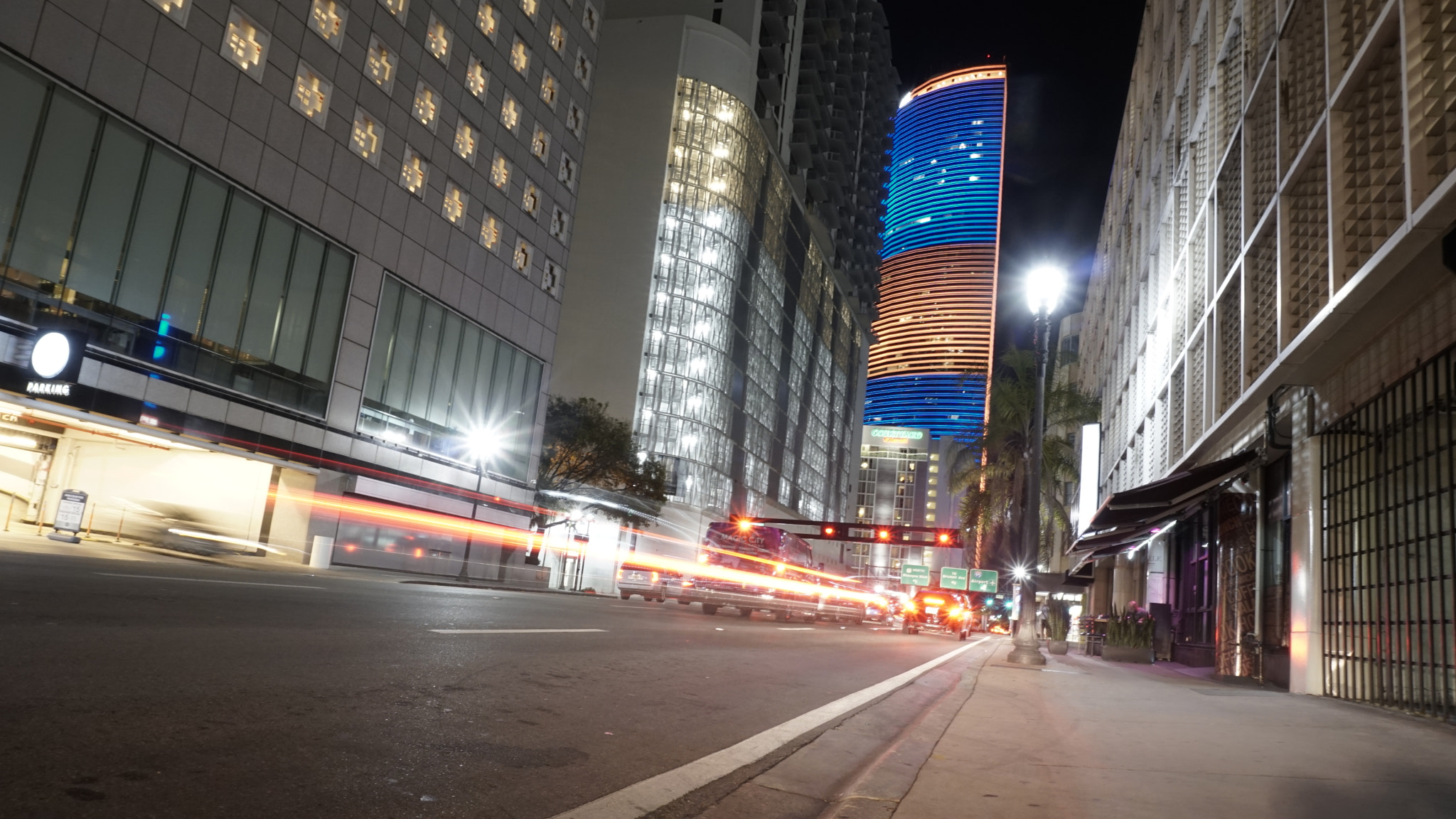 Sony E 16-50mm F3.5-5.6 PZ OSS sample photo. Miami tower photography