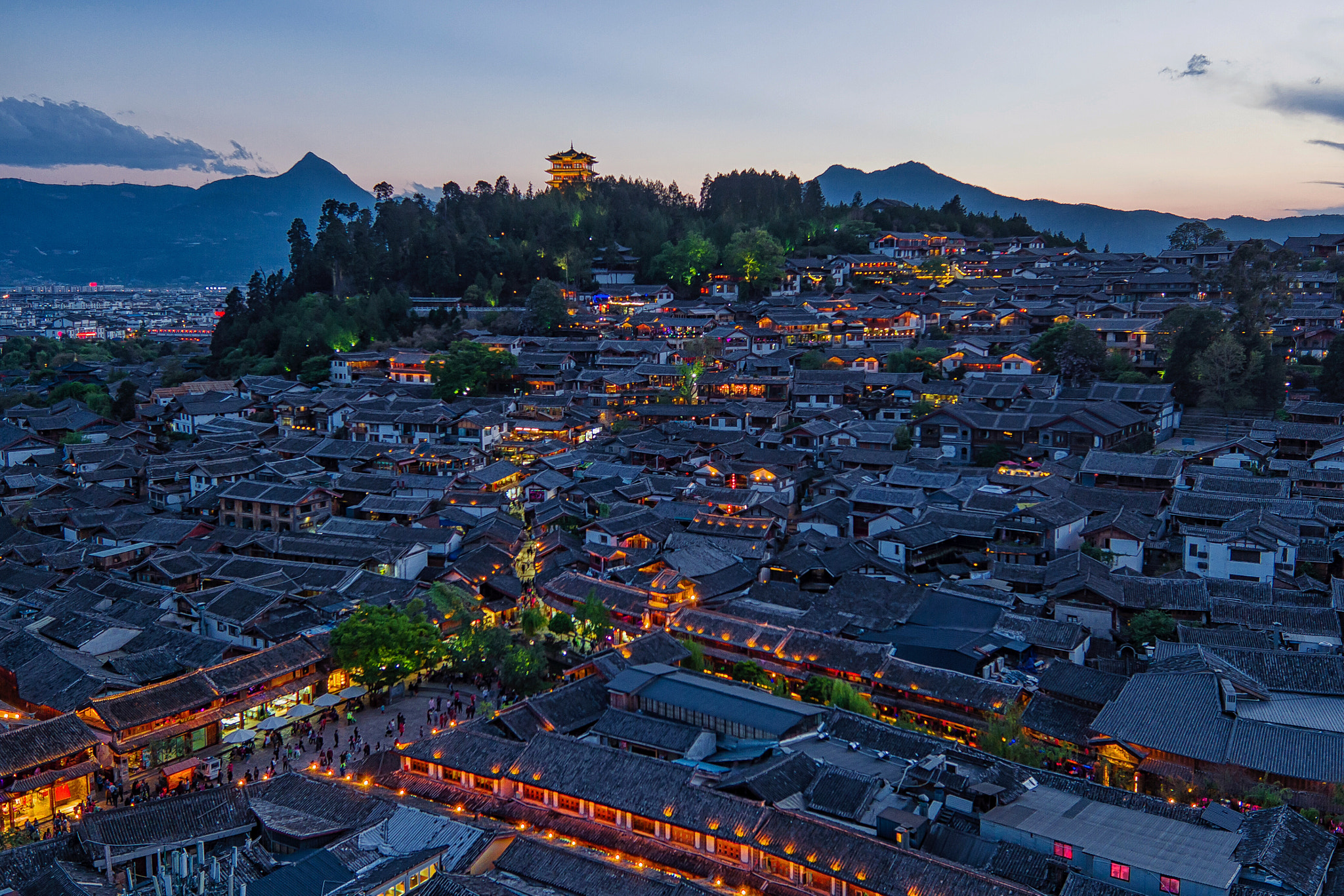 DJI FC550 sample photo. 古镇夜色 photography