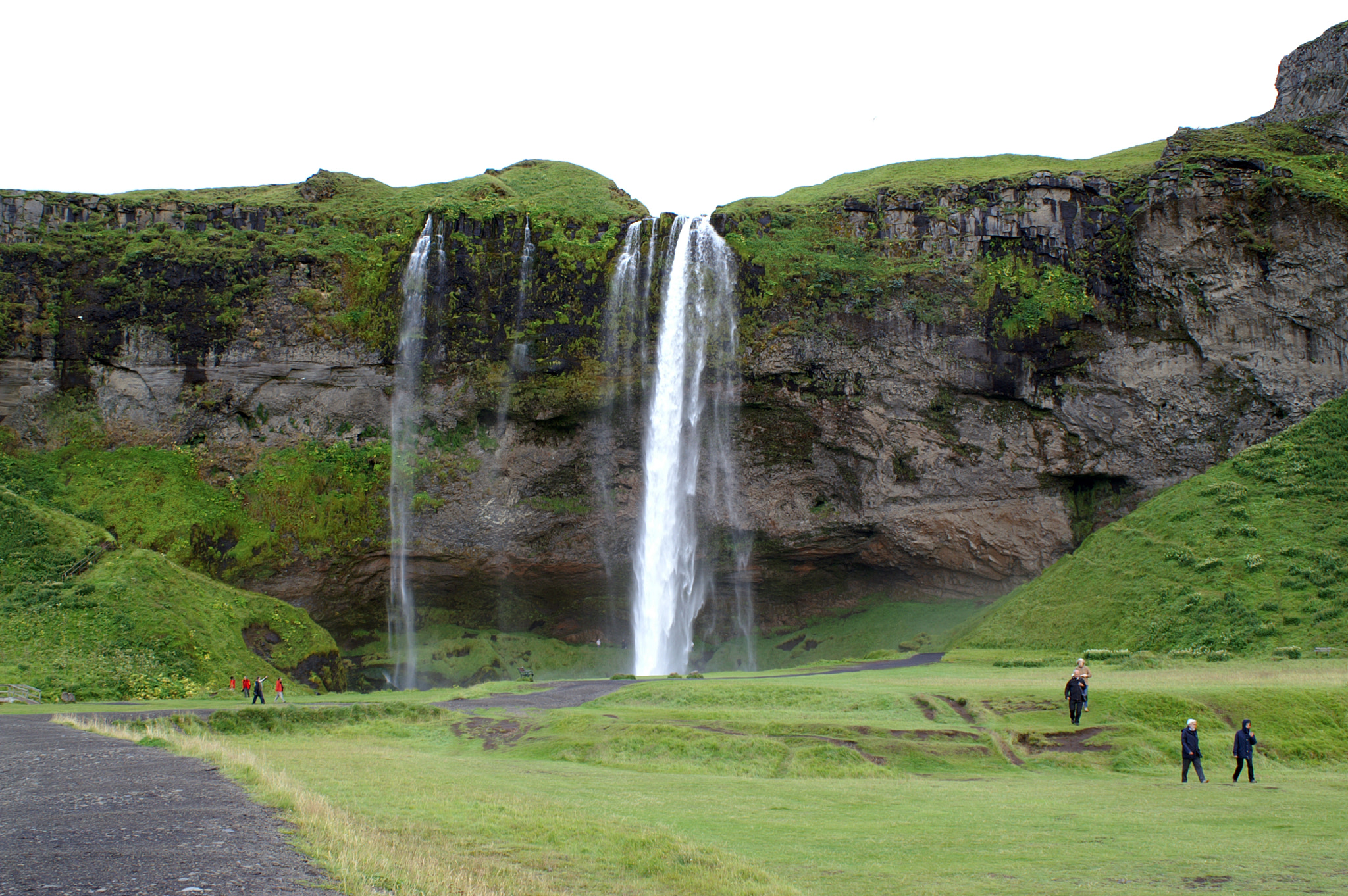 KONICA MINOLTA MAXXUM 5D sample photo. The beautiful seljalandsfoss photography