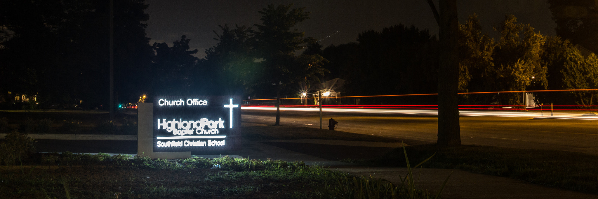 Canon EF 16-35mm F2.8L USM sample photo. Street sign photography