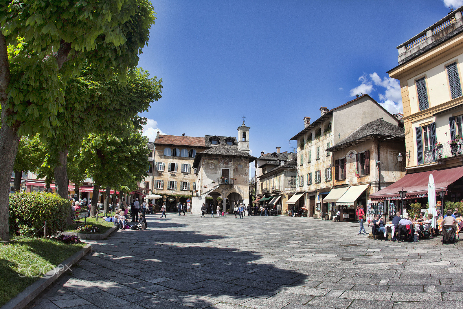 Canon EOS 500D (EOS Rebel T1i / EOS Kiss X3) + Canon EF 15mm F2.8 Fisheye sample photo. San giulio orta photography