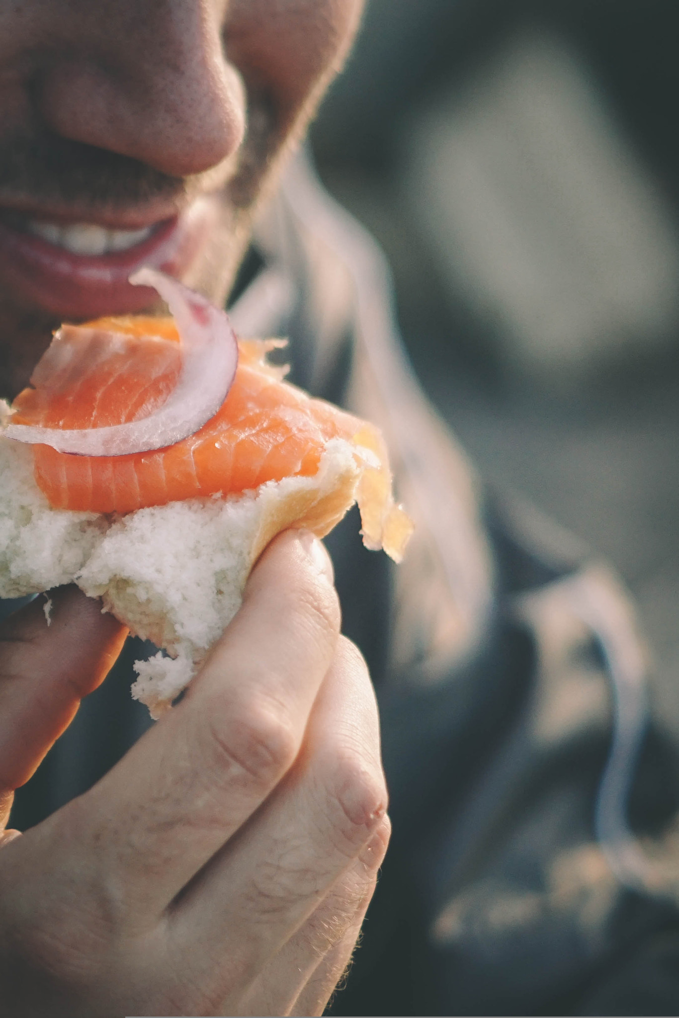 Sony ILCA-77M2 + Sony DT 50mm F1.8 SAM sample photo. Smoked salmon in the cold photography