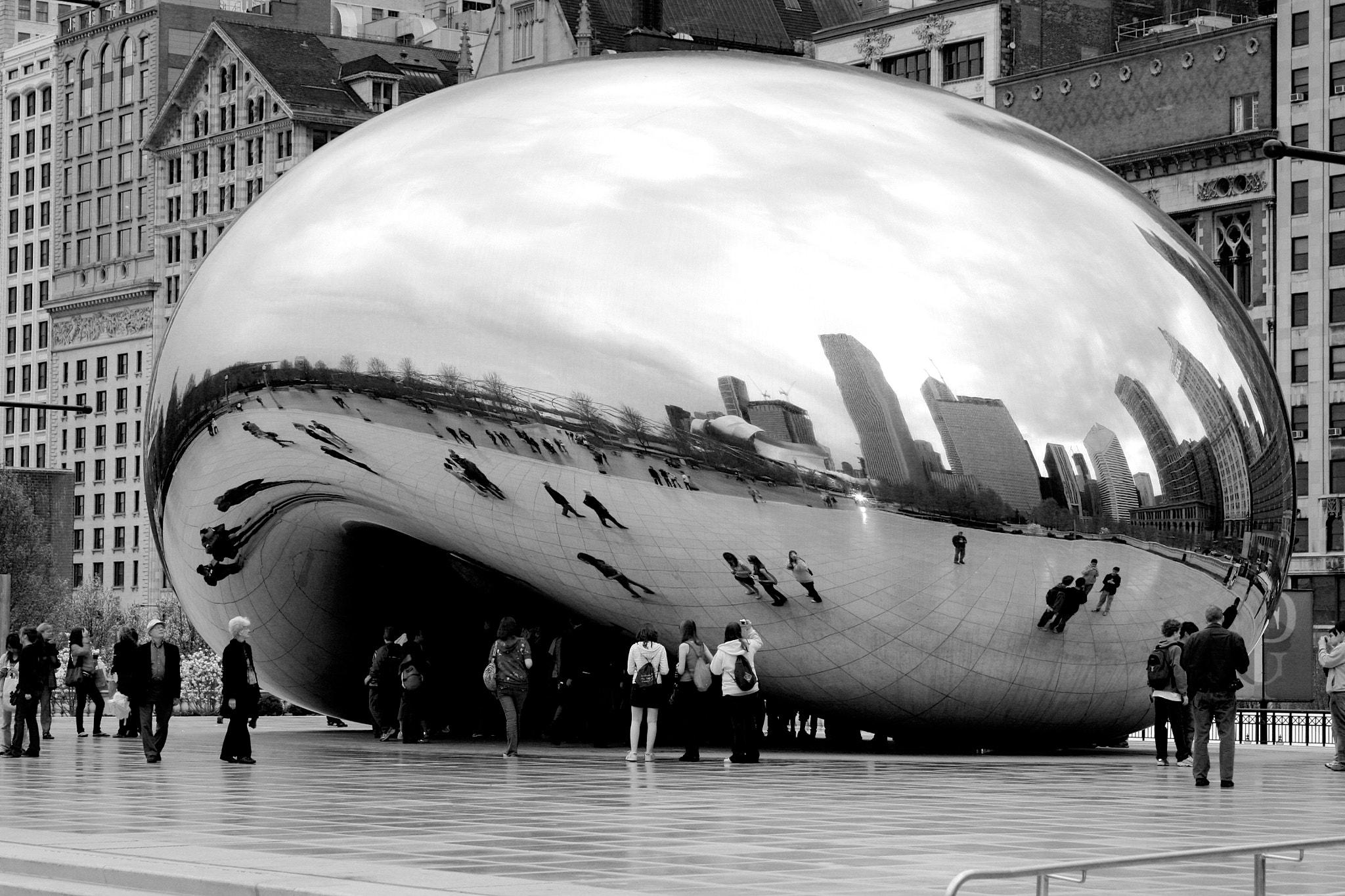 Canon EOS 30D + Canon EF 28-135mm F3.5-5.6 IS USM sample photo. The bean. chicago. photography