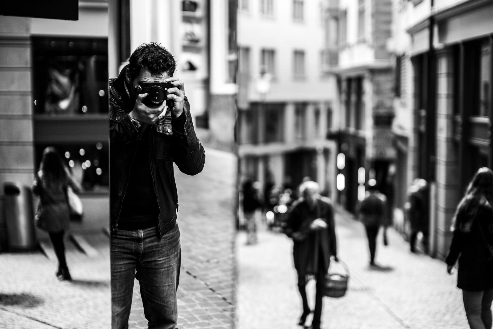 Leica Noctilux-M 50mm F0.95 ASPH sample photo. A selfportrait photography