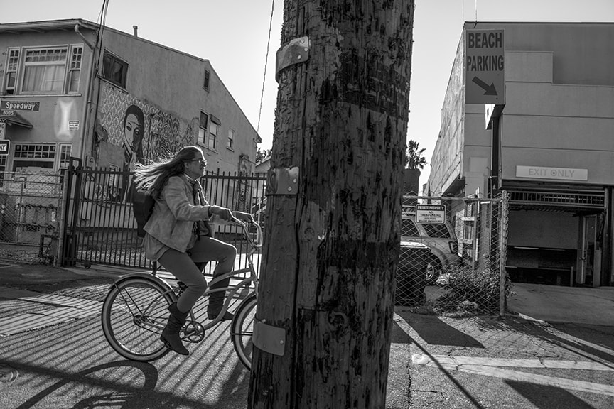 Nikon 1 V3 sample photo. Speedway bw photography