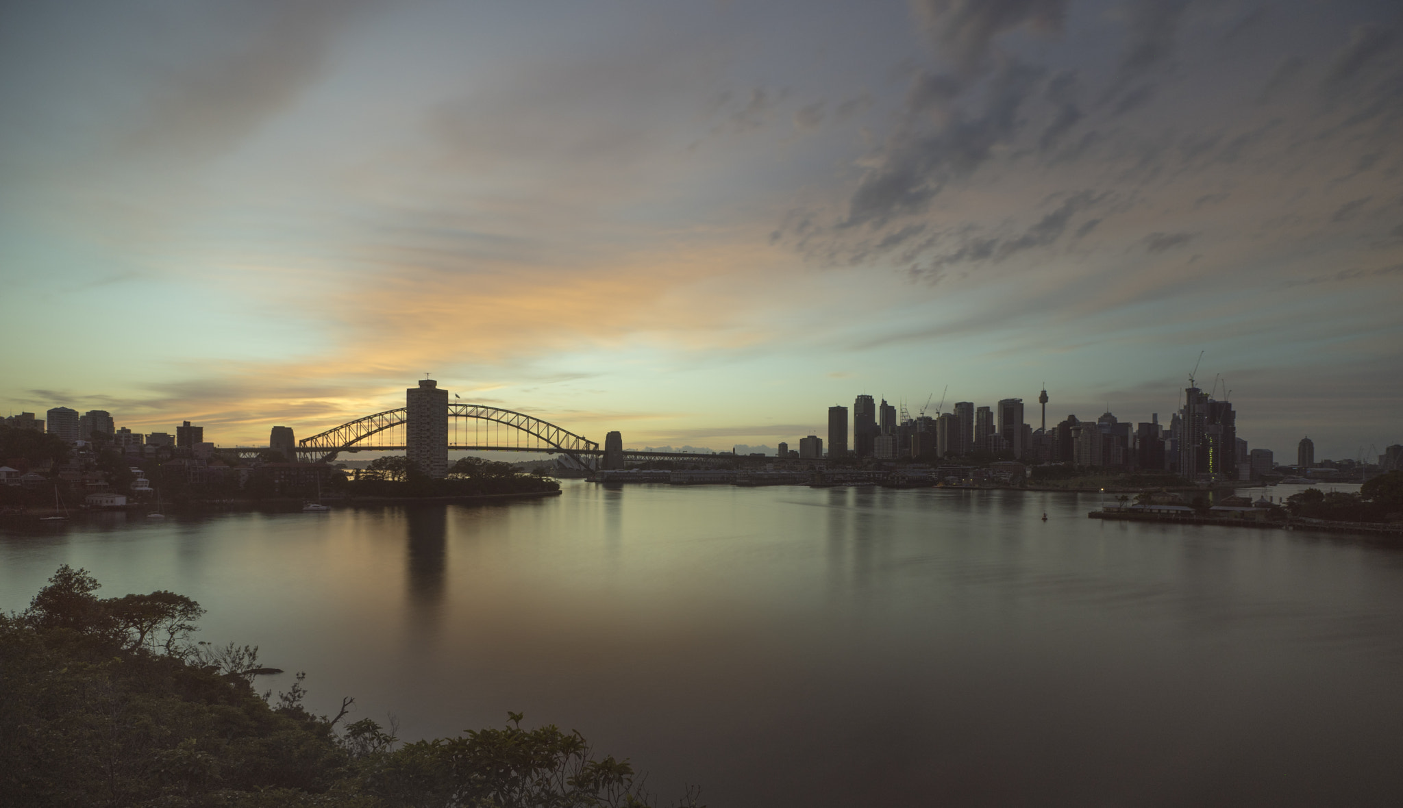 Sony a7 + Sony Vario-Sonnar T* 16-35mm F2.8 ZA SSM sample photo. Waverton sunrise photography