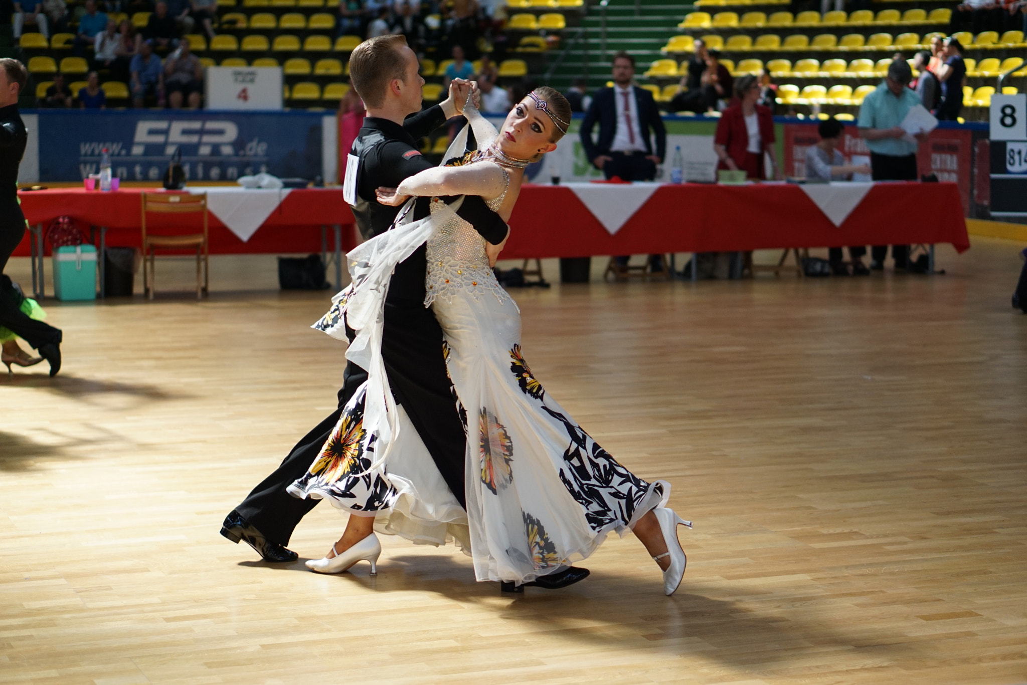 Sony E 50mm F1.8 OSS sample photo. Dance photography
