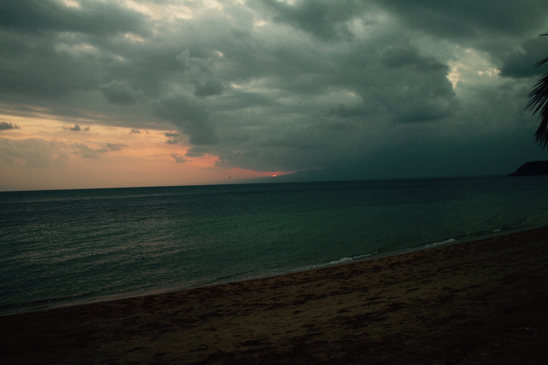 Canon EF-S 18-55mm F3.5-5.6 sample photo. Djibouti " les sables blanc " photography