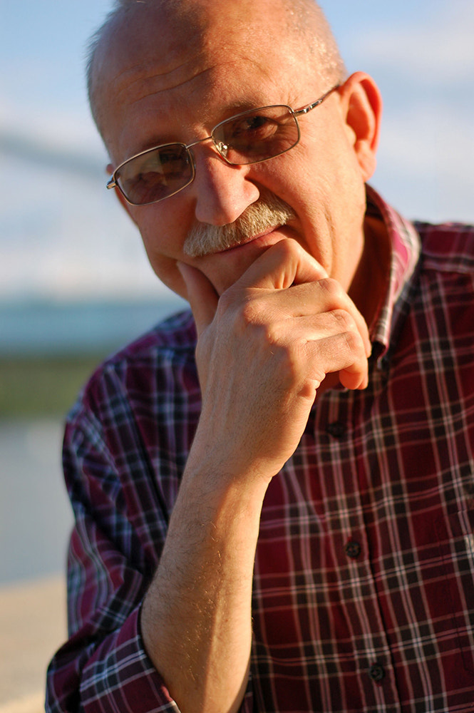 Nikon D50 + Nikon AF-S Nikkor 50mm F1.8G sample photo. My father on the tisza riverbank photography