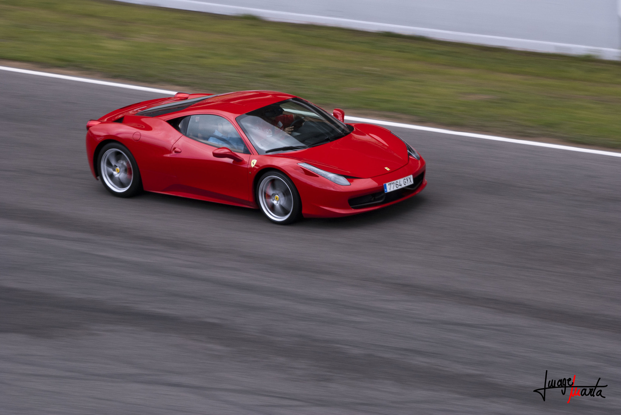 Sigma 70-300mm F4-5.6 APO DG Macro sample photo. #ferrari #458italia photography