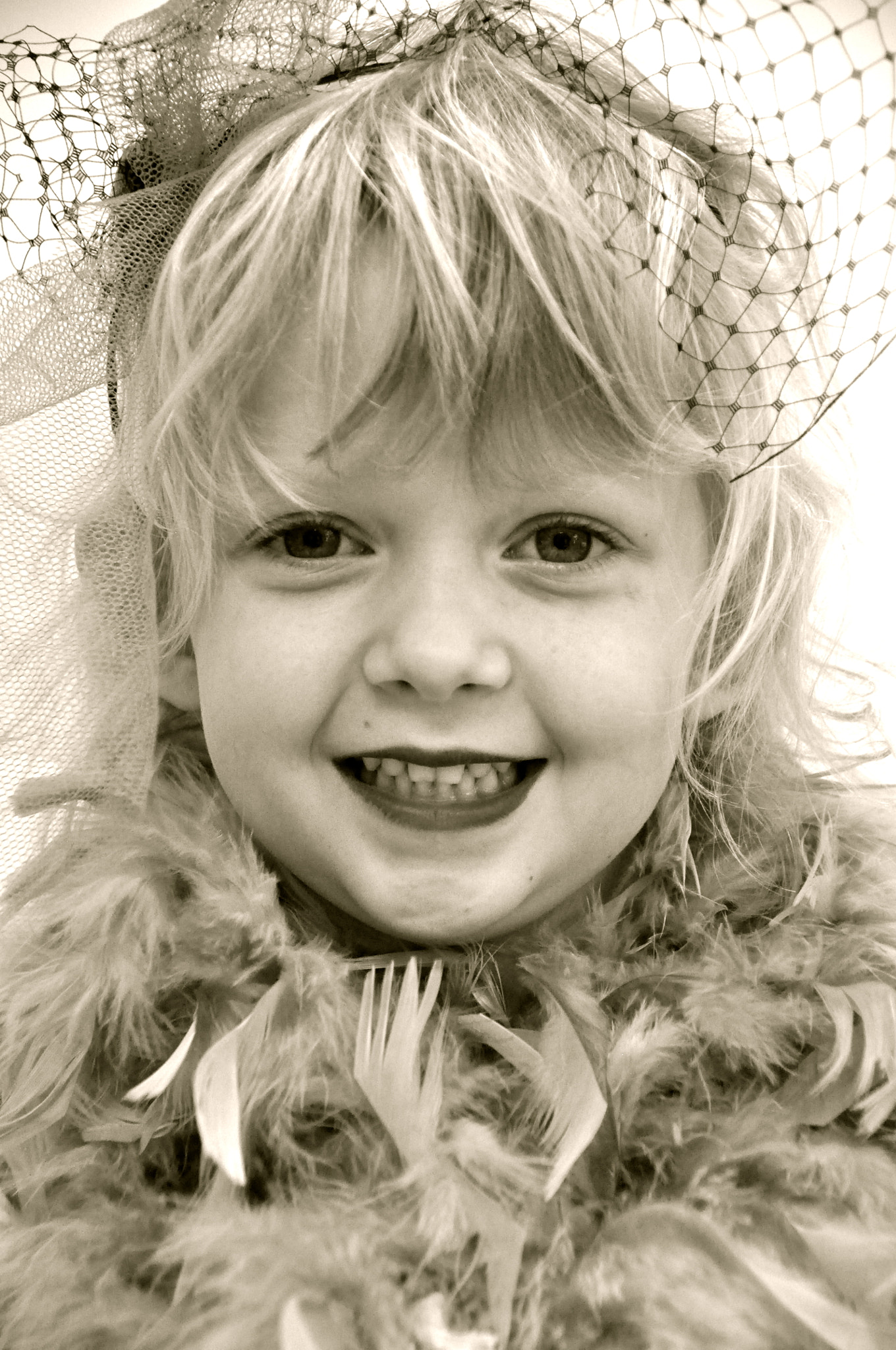 Sigma 18-200mm F3.5-6.3 II DC OS HSM sample photo. Melody, my younger daughter's best friend. photography